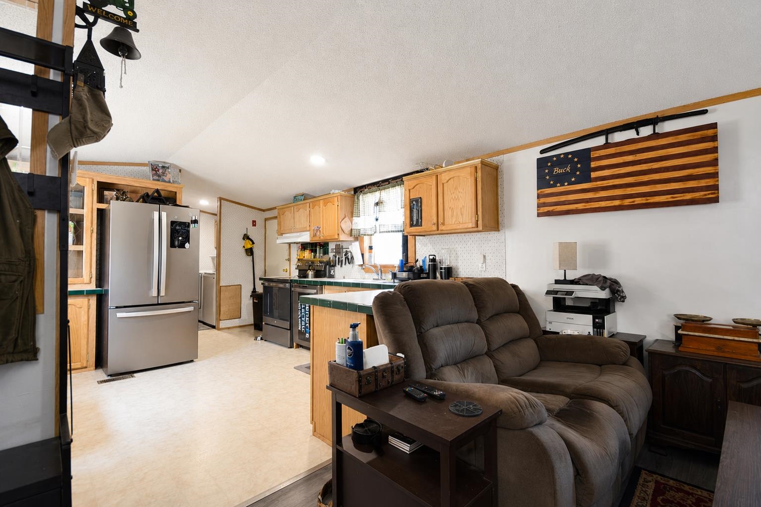 main property photo 7