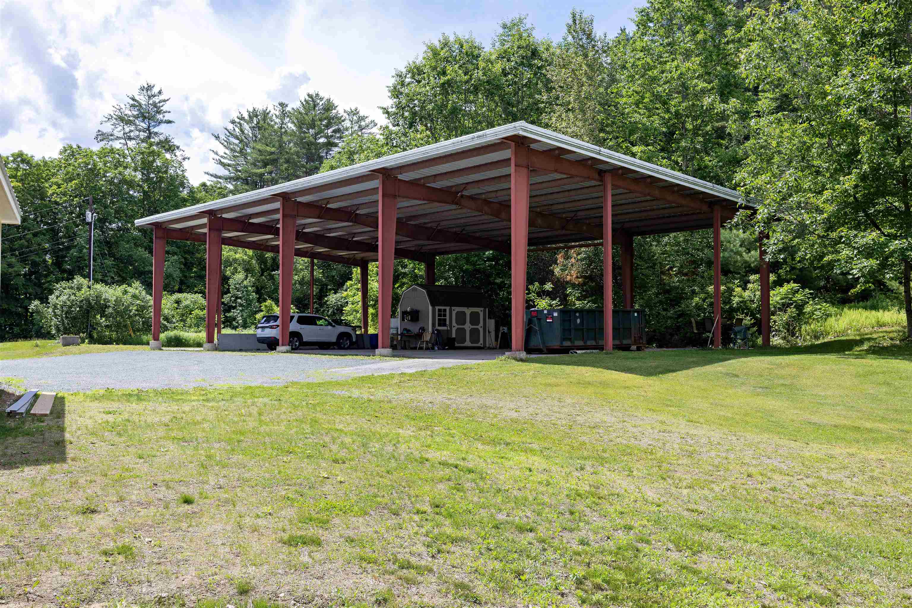main property photo 50