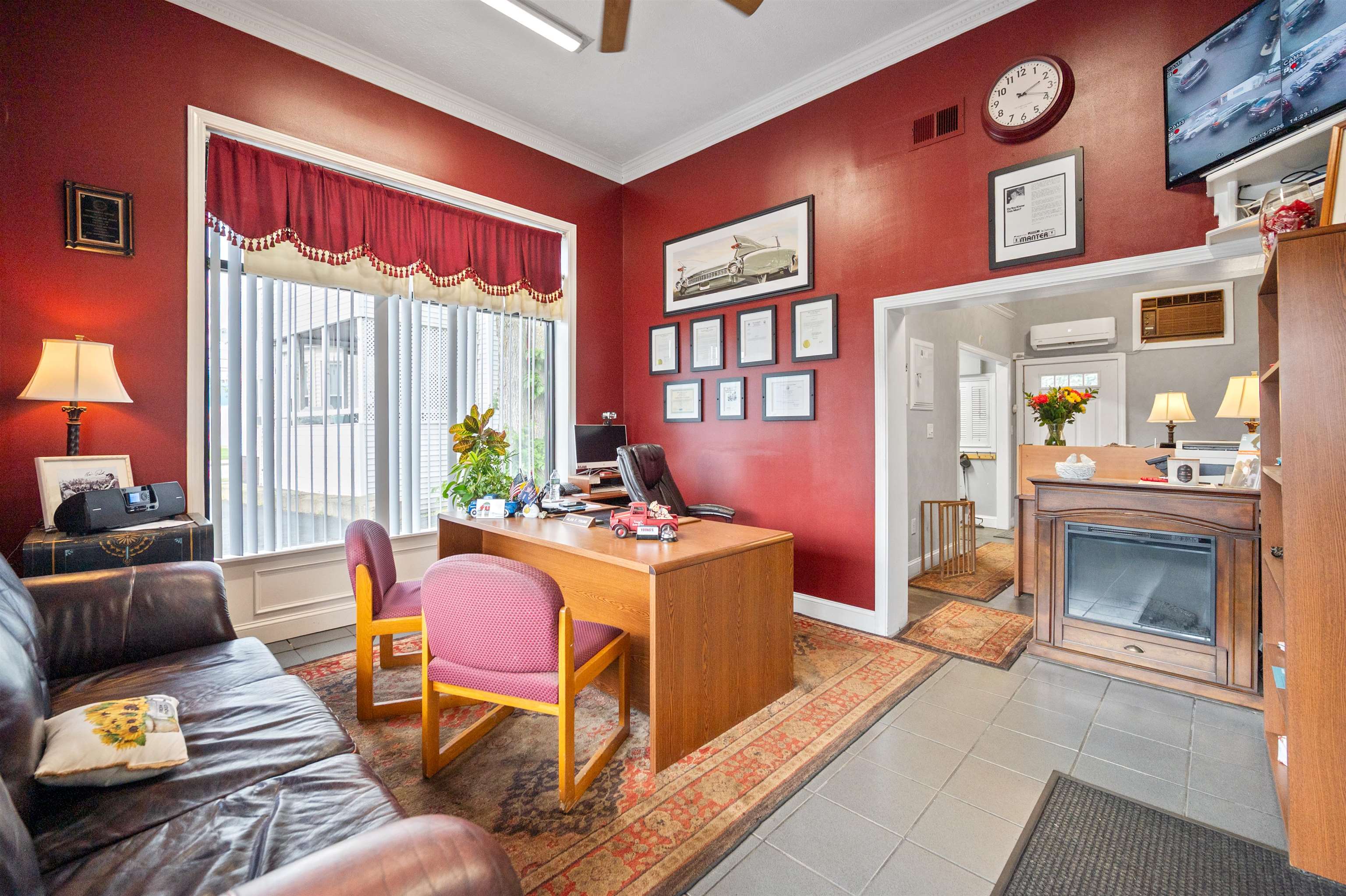 main property photo 14