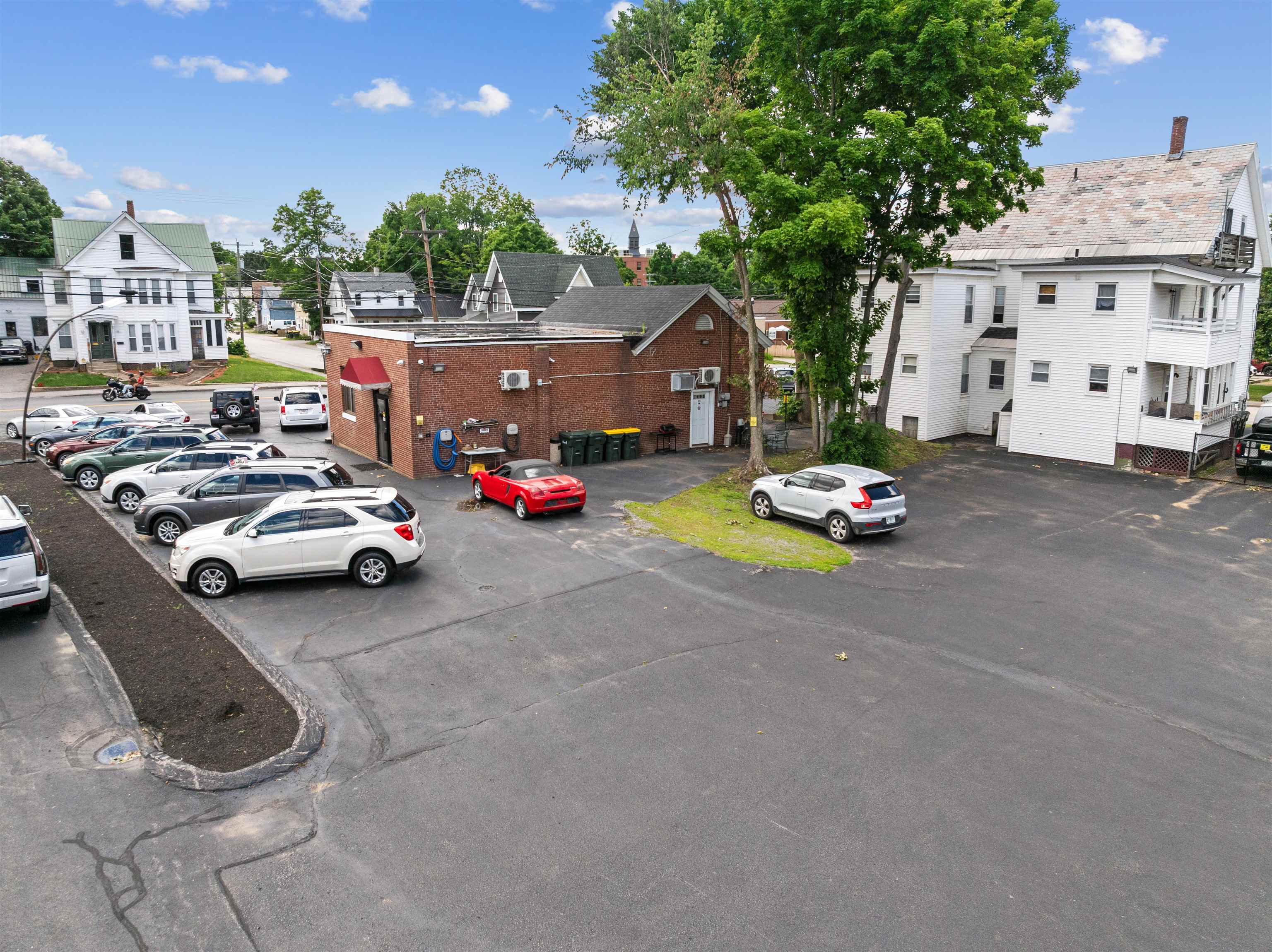 main property photo 40