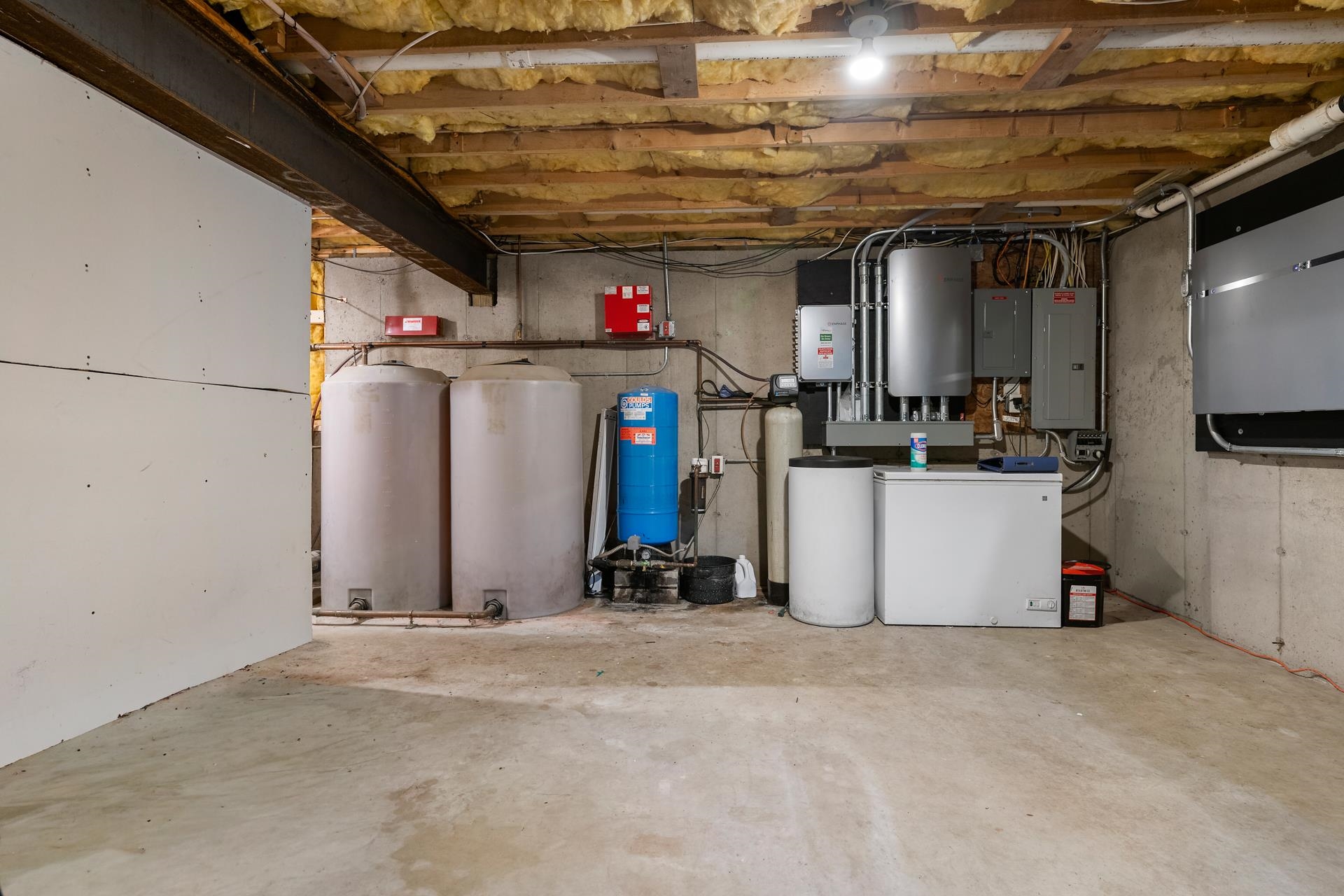 main property photo 51