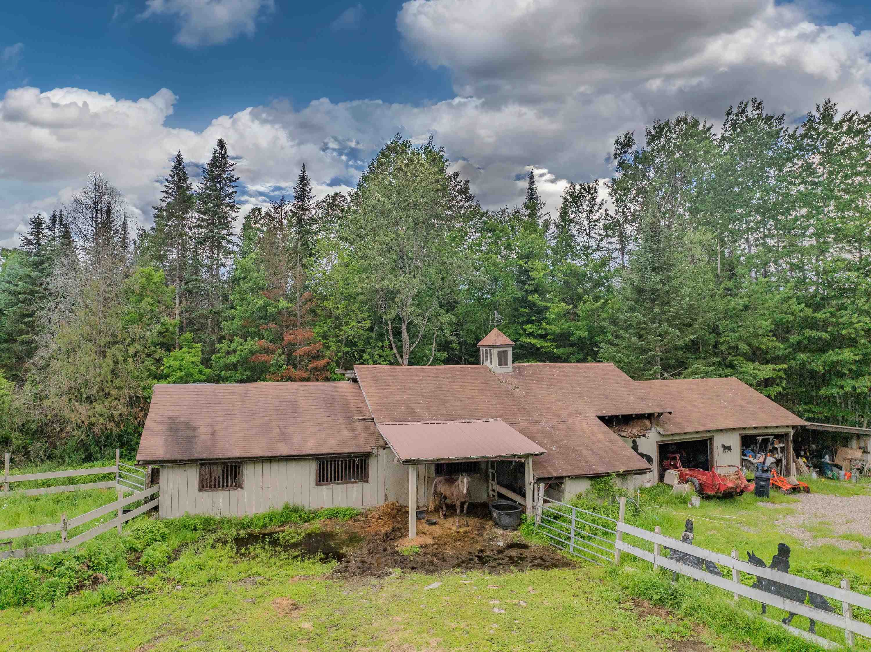 main property photo 46