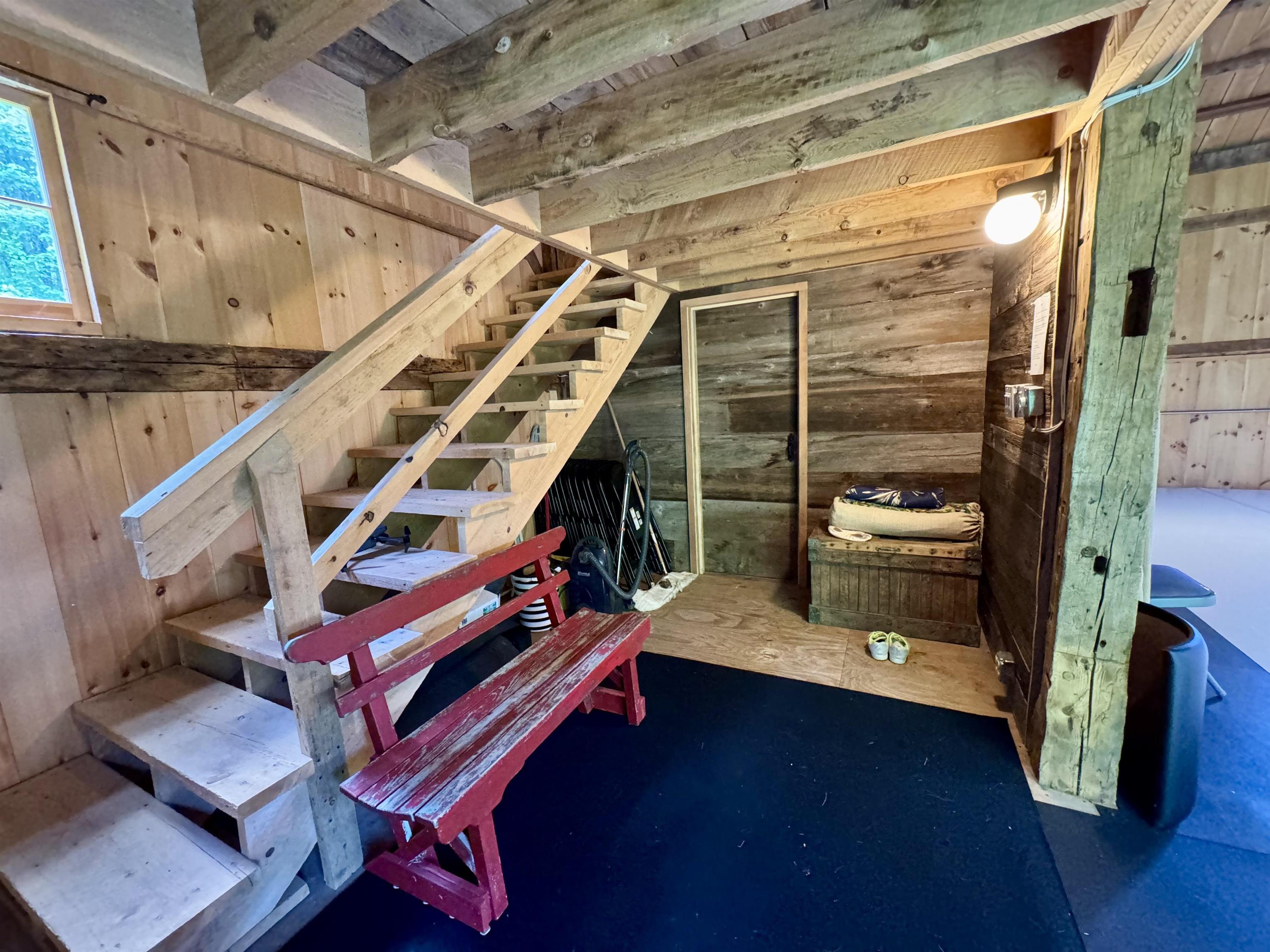 main property photo 50