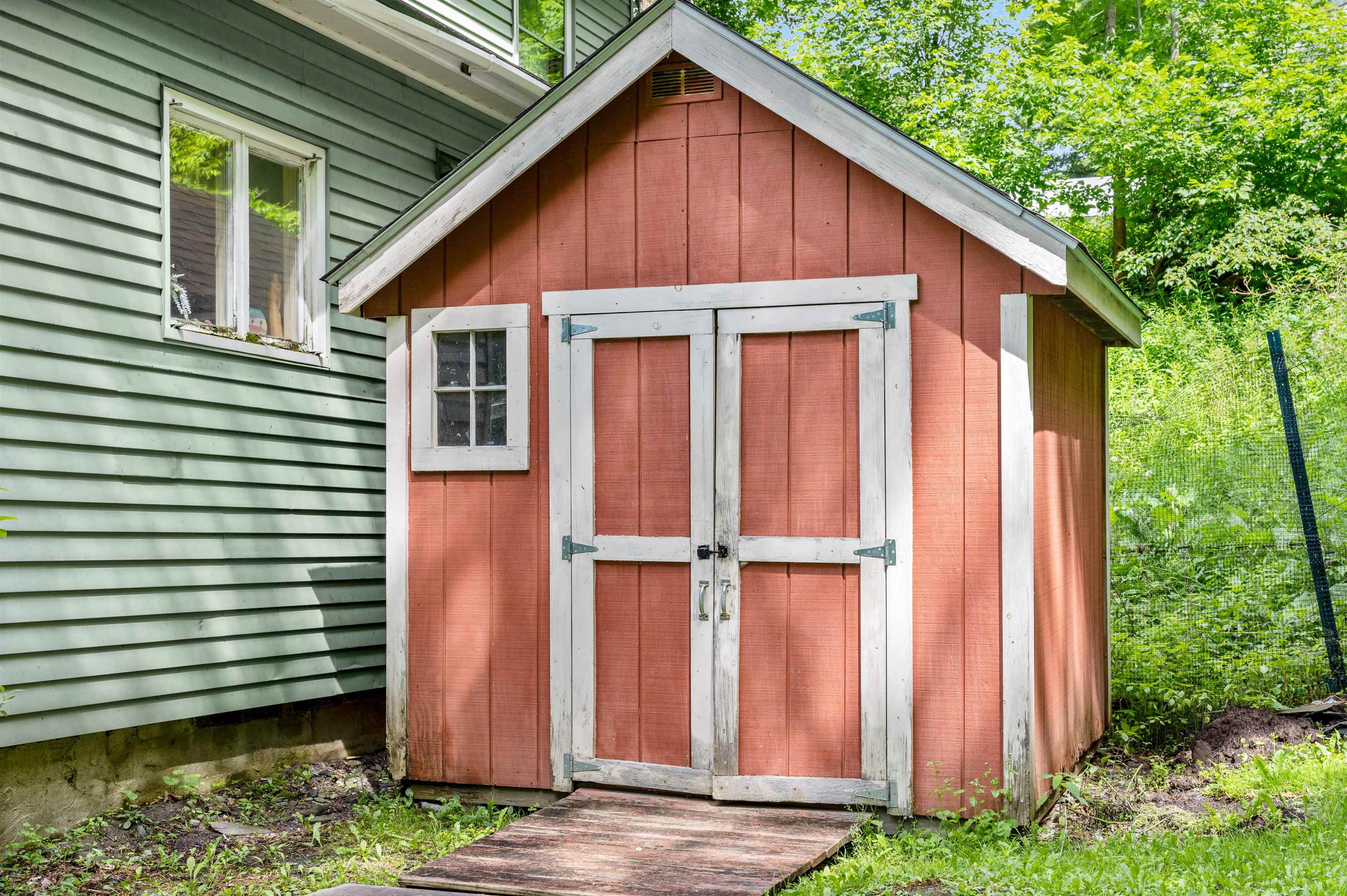main property photo 54