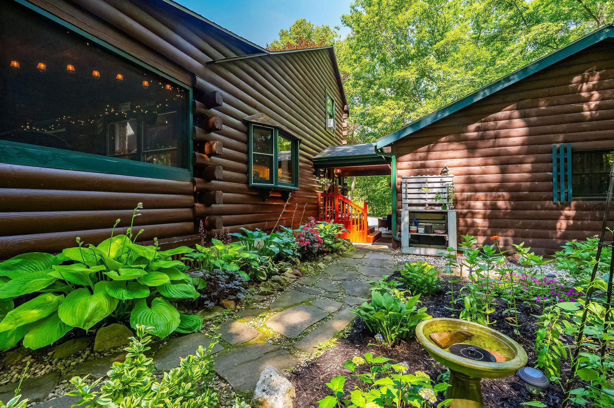 main property photo 40