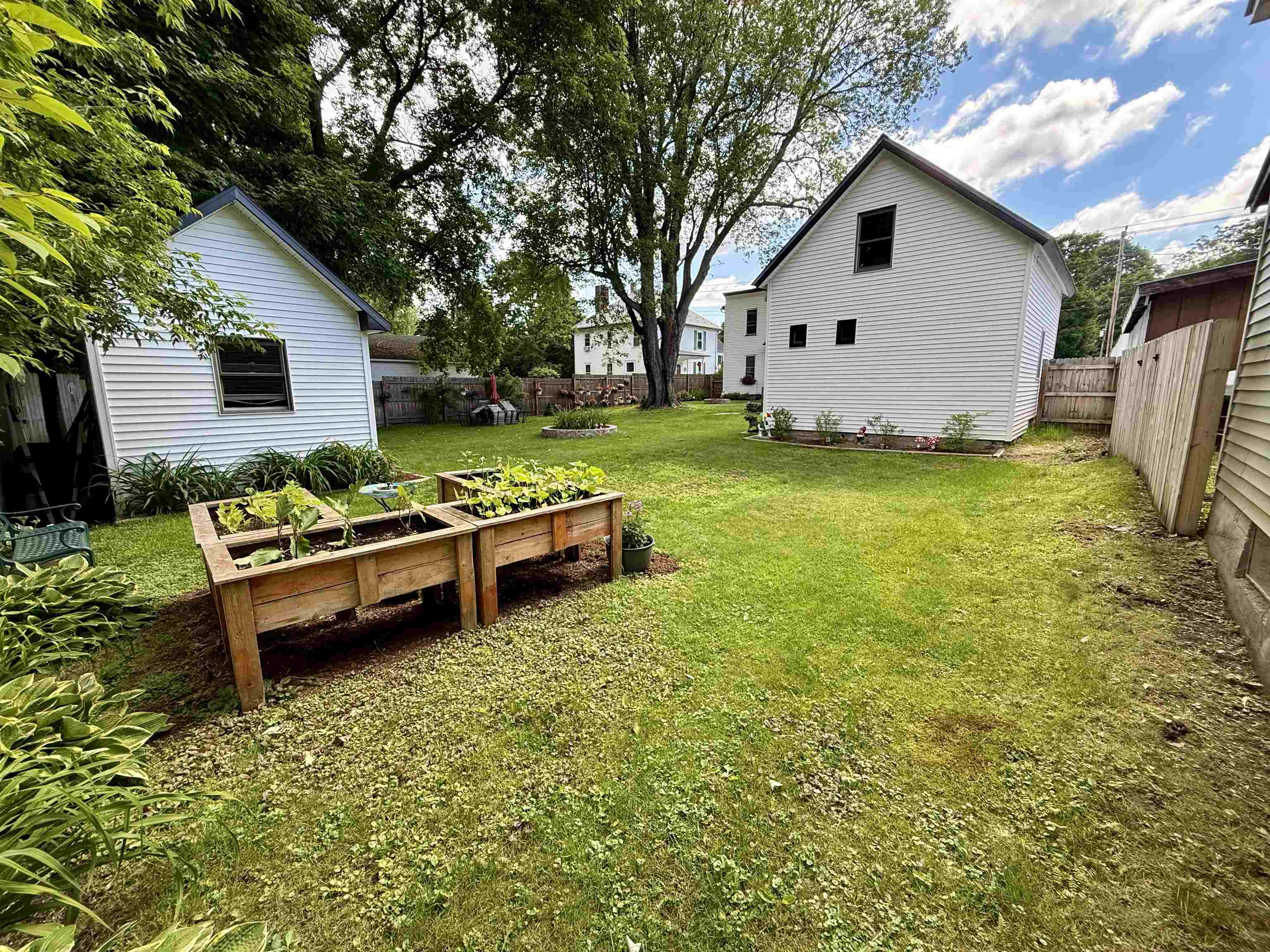 main property photo 58