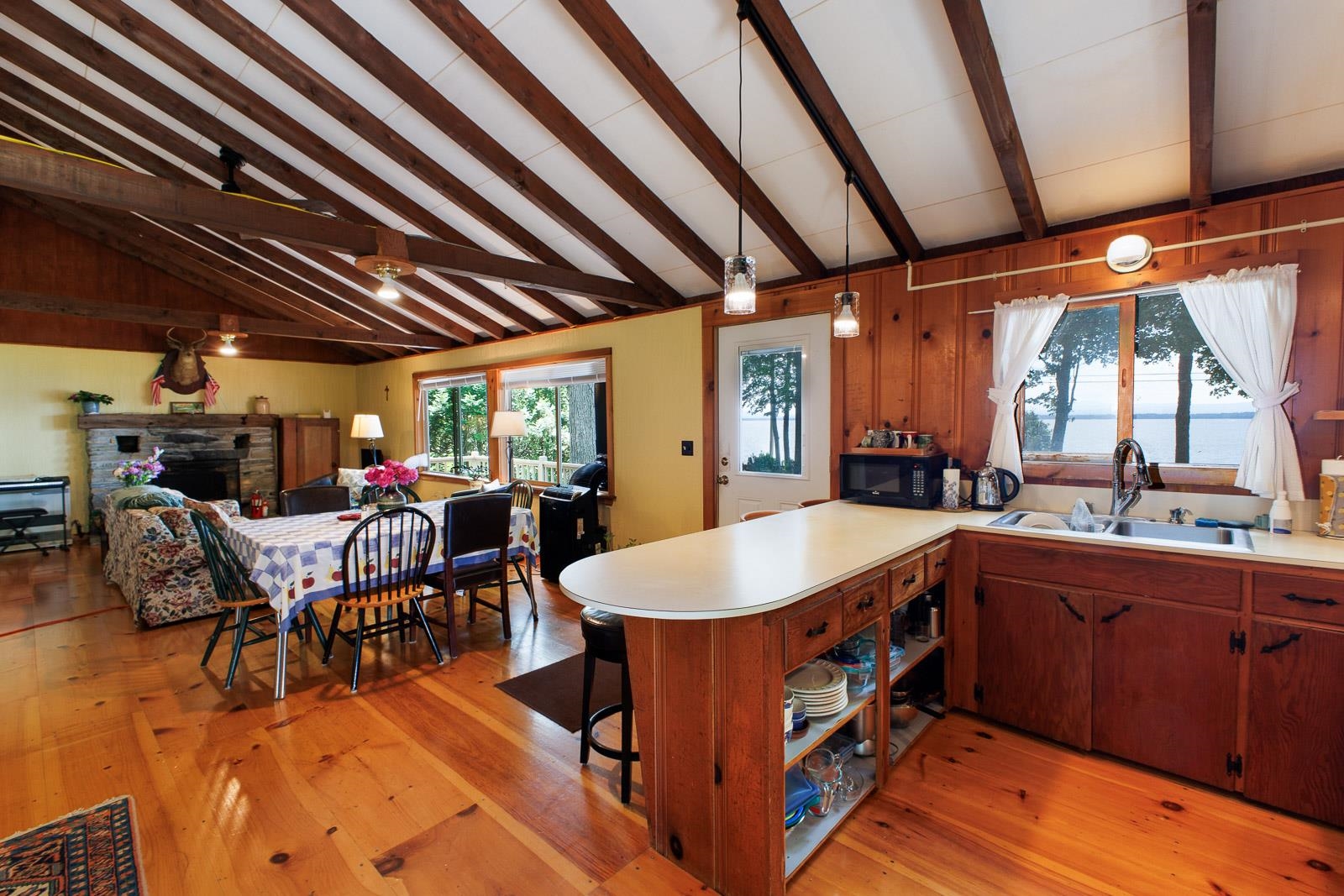 main property photo 27