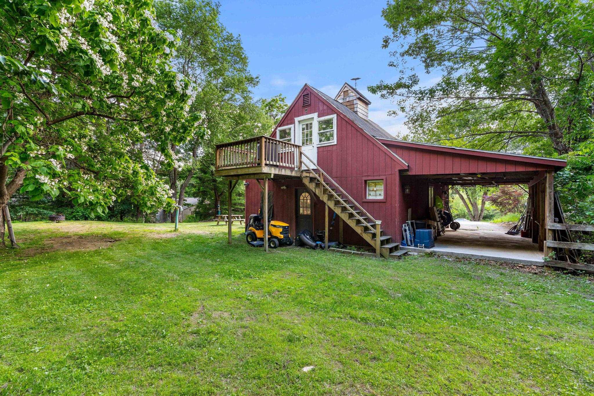 main property photo 50