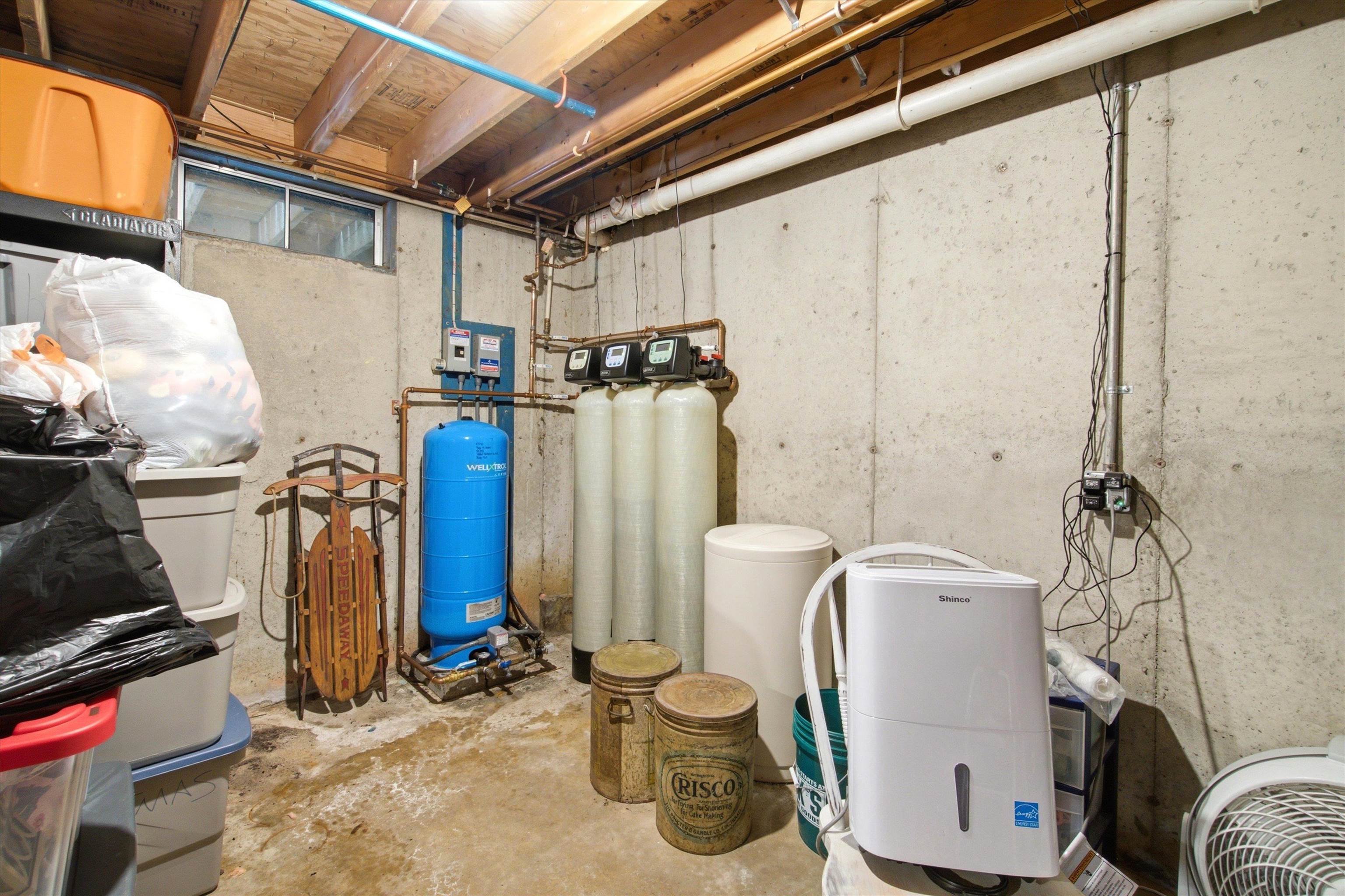 main property photo 50