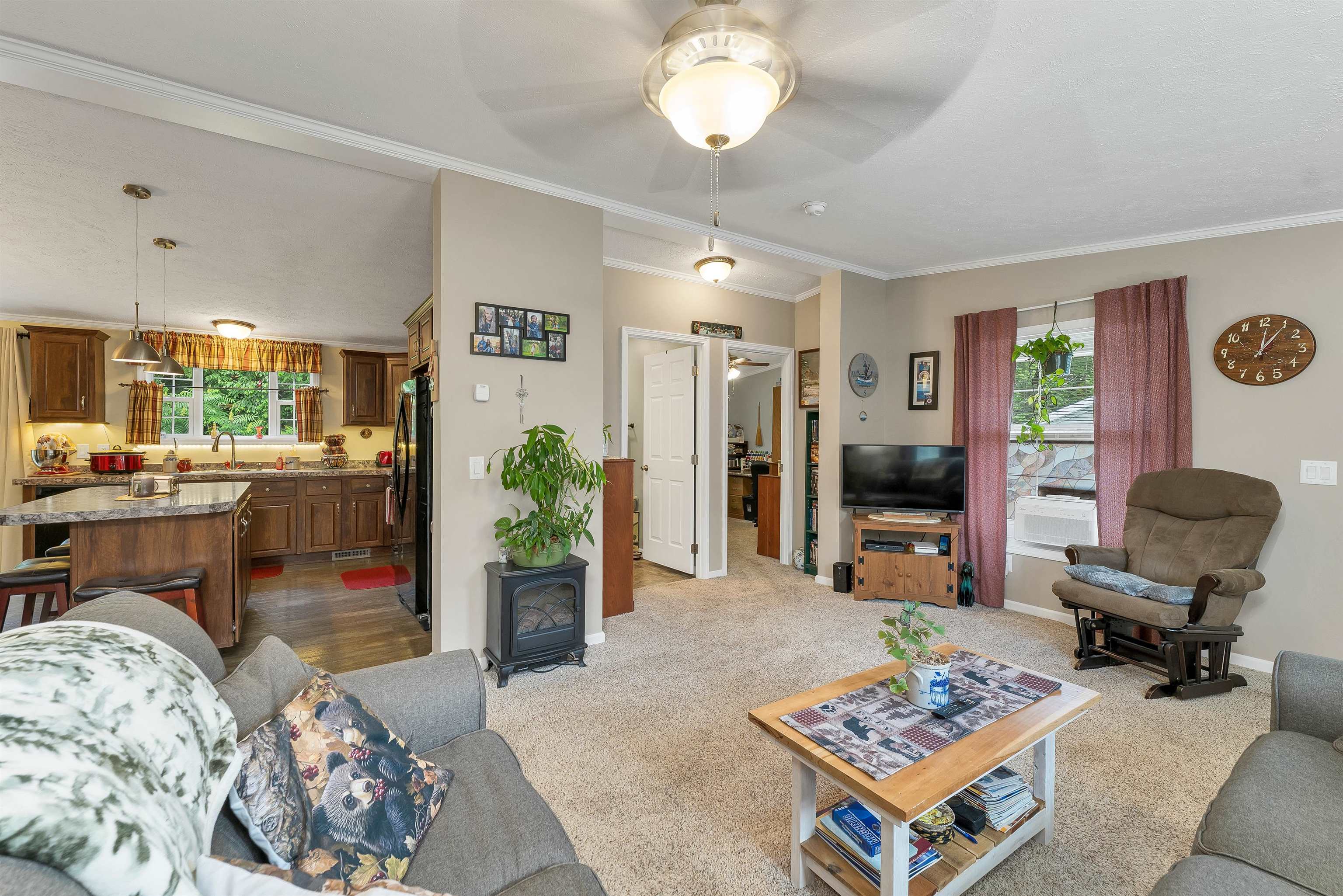 main property photo 12