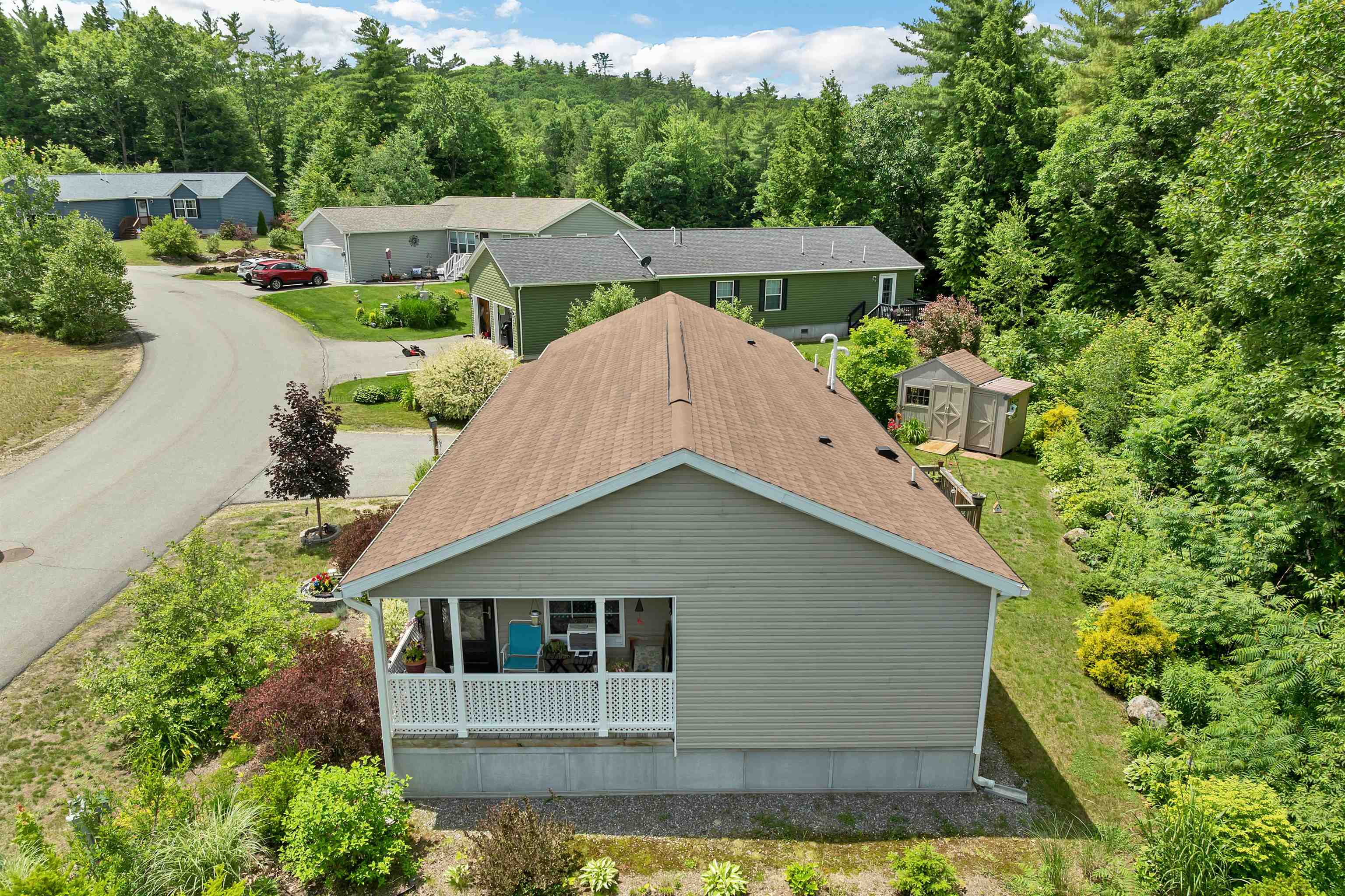 main property photo 25
