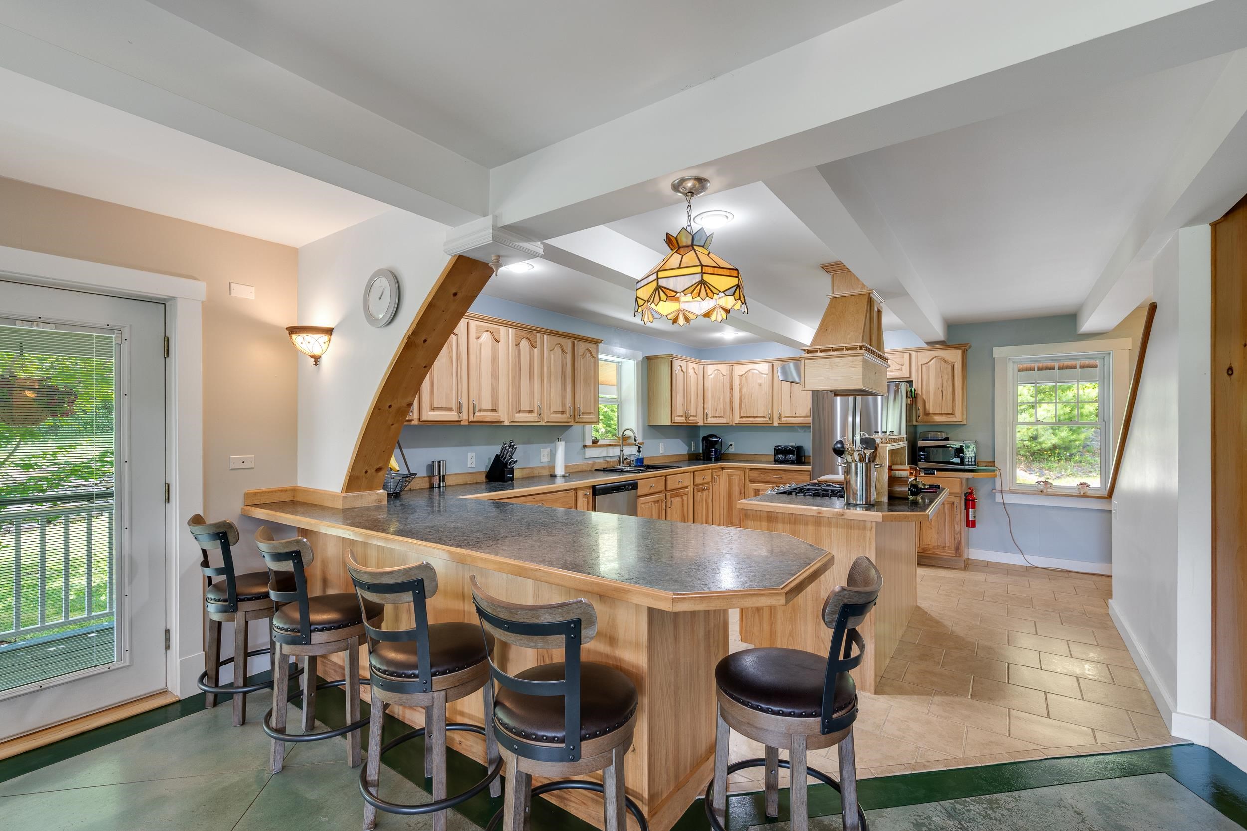 main property photo 15