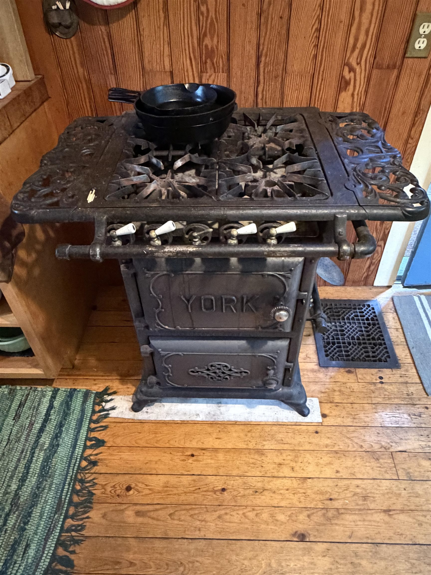 main property photo 37
