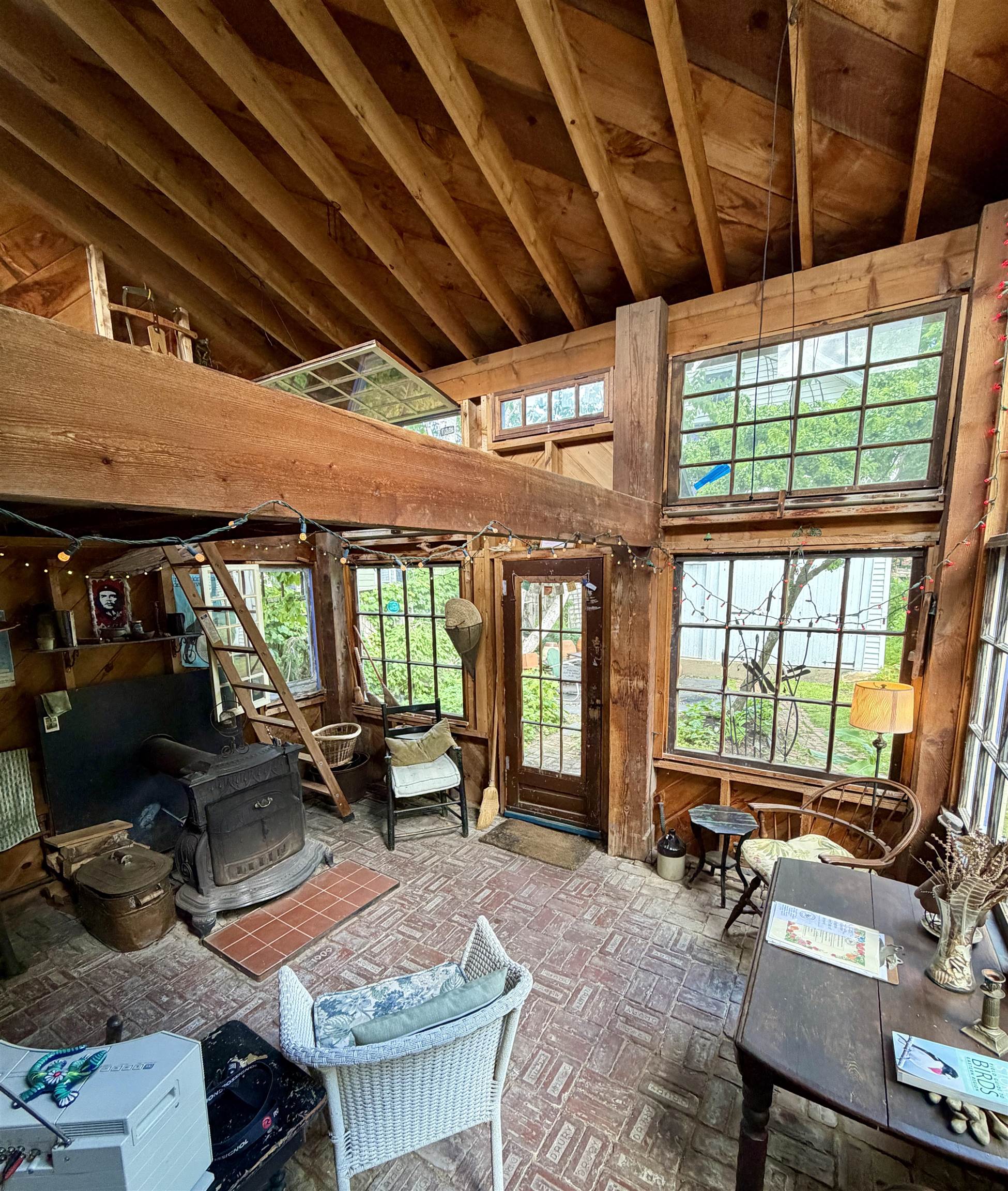 main property photo 40