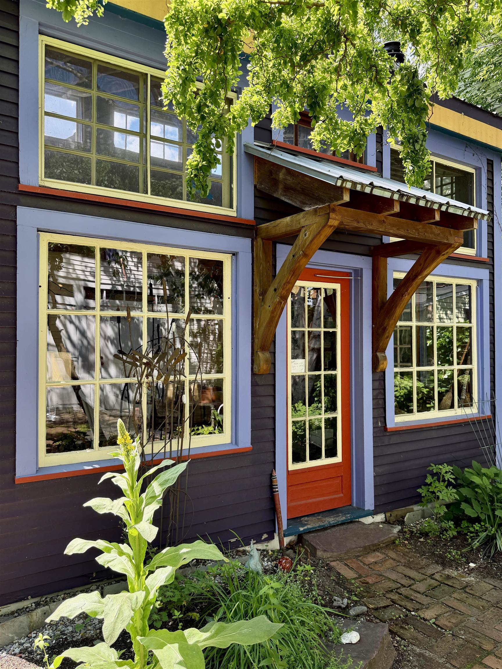 main property photo 9