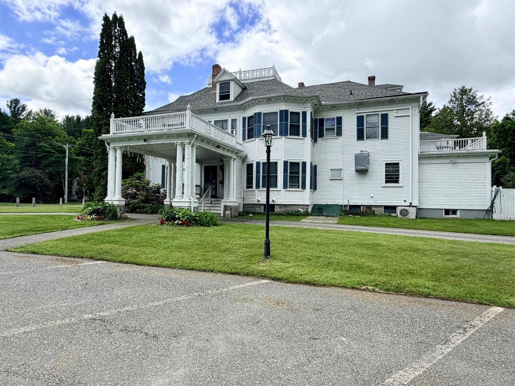 main property photo 41