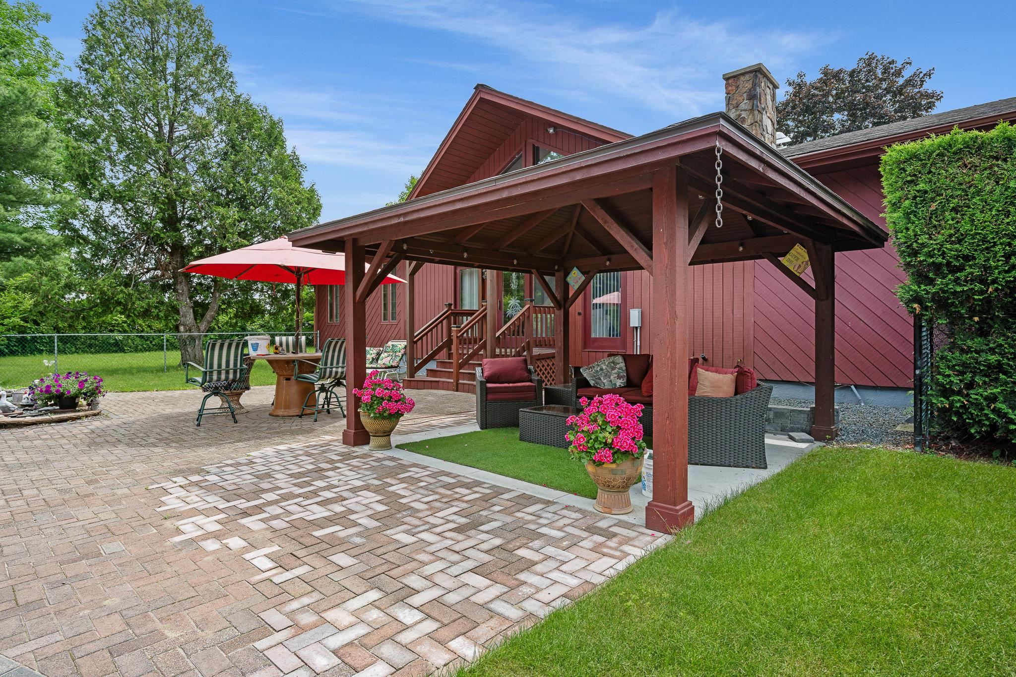 main property photo 49