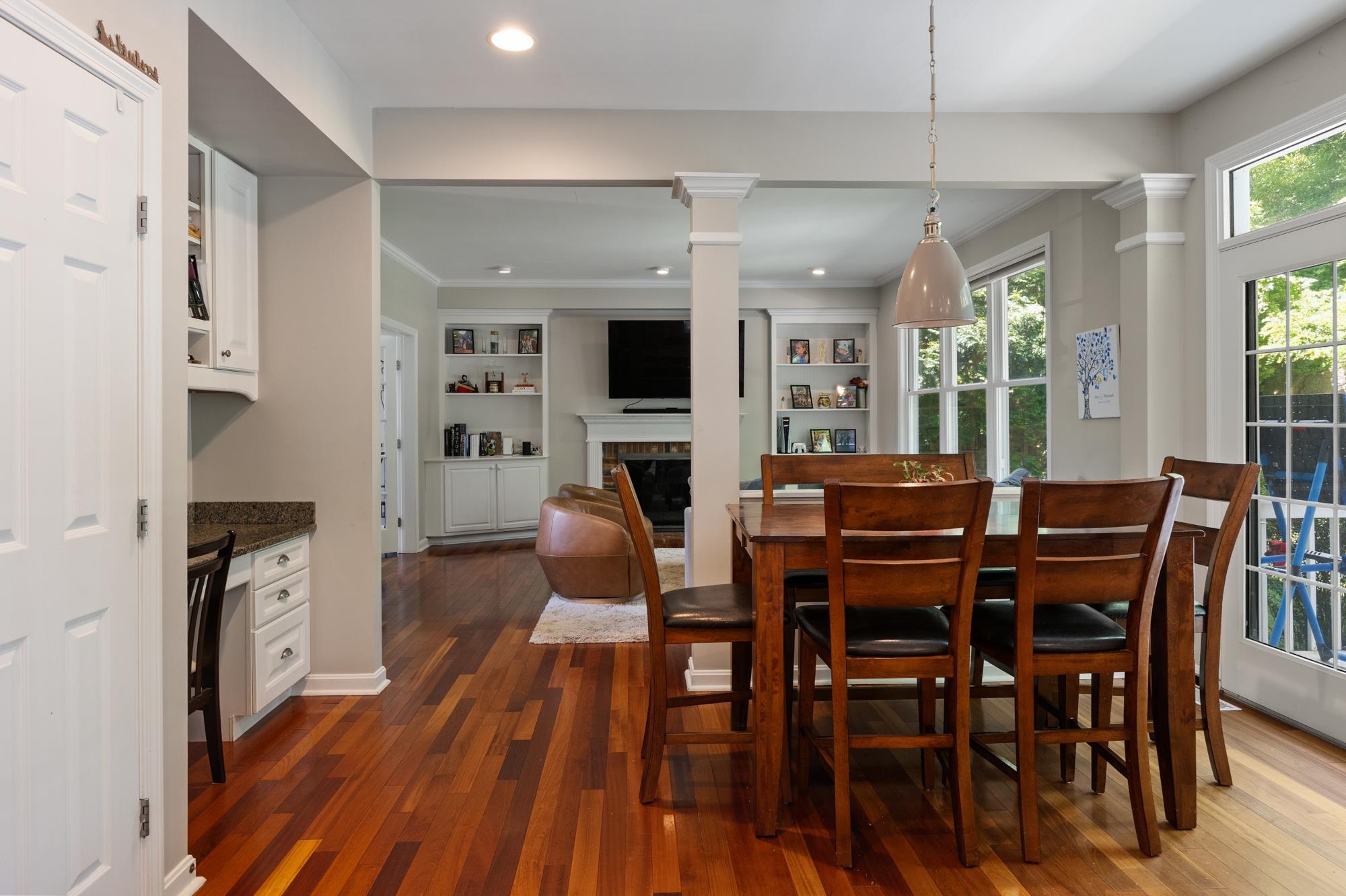 main property photo 14
