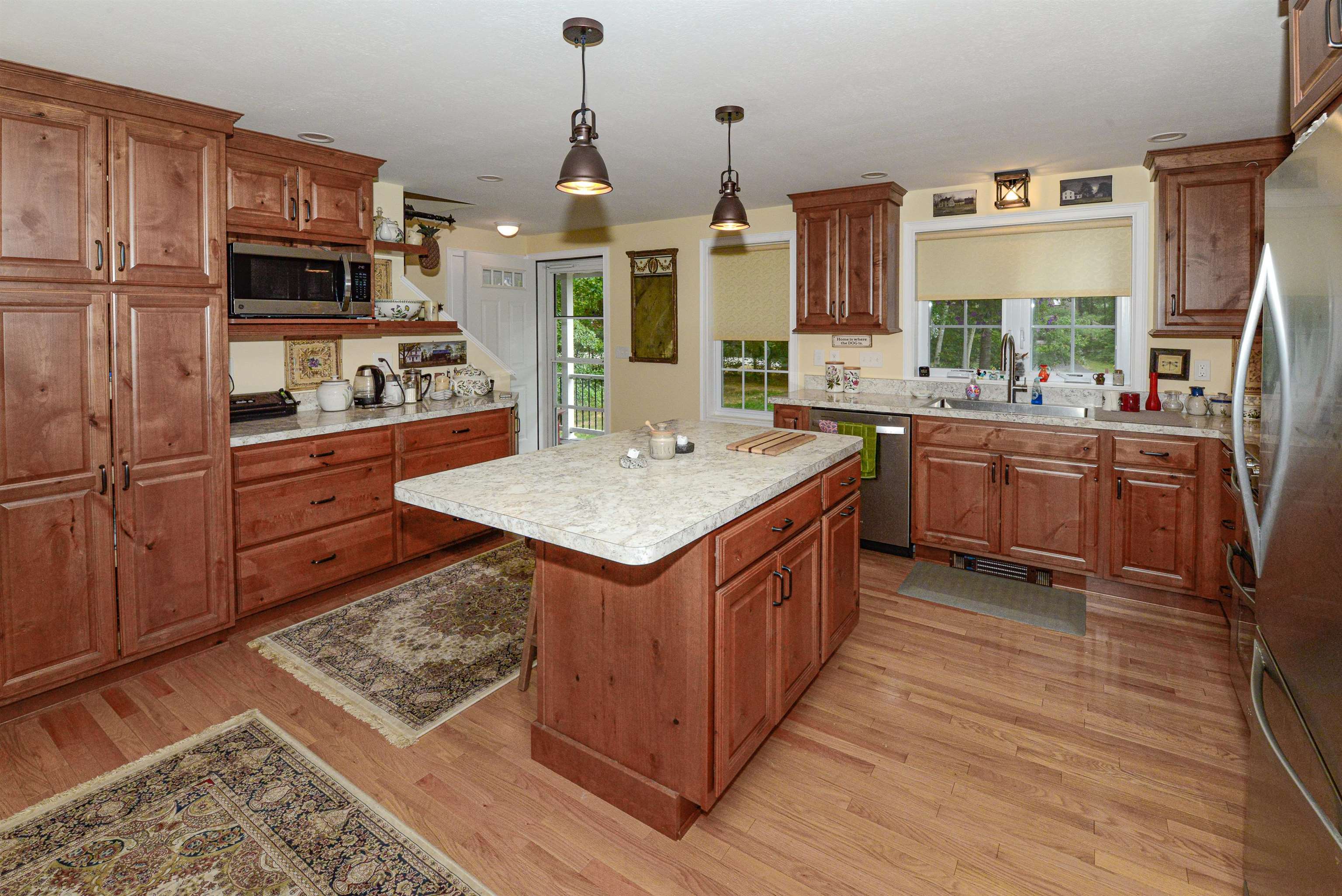 main property photo 17