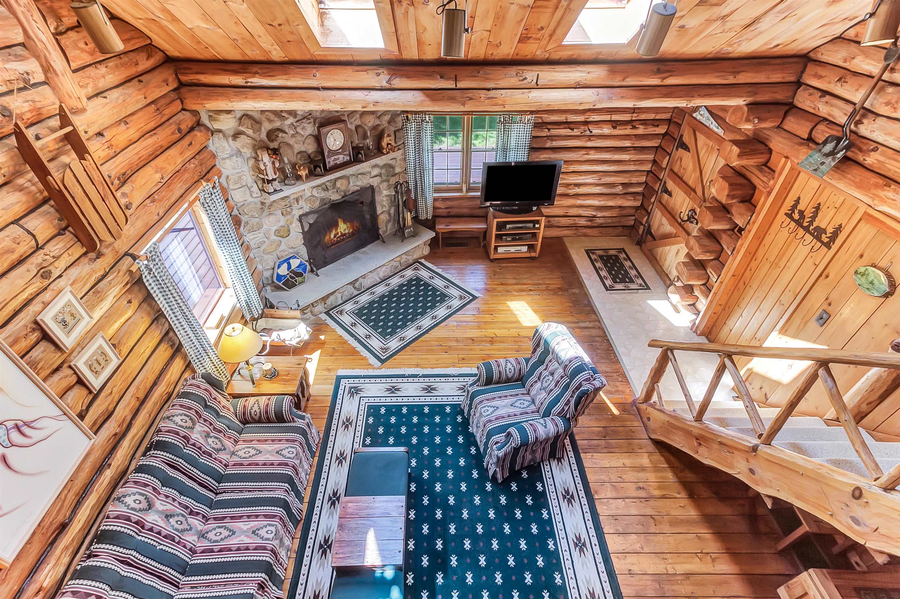 main property photo 28