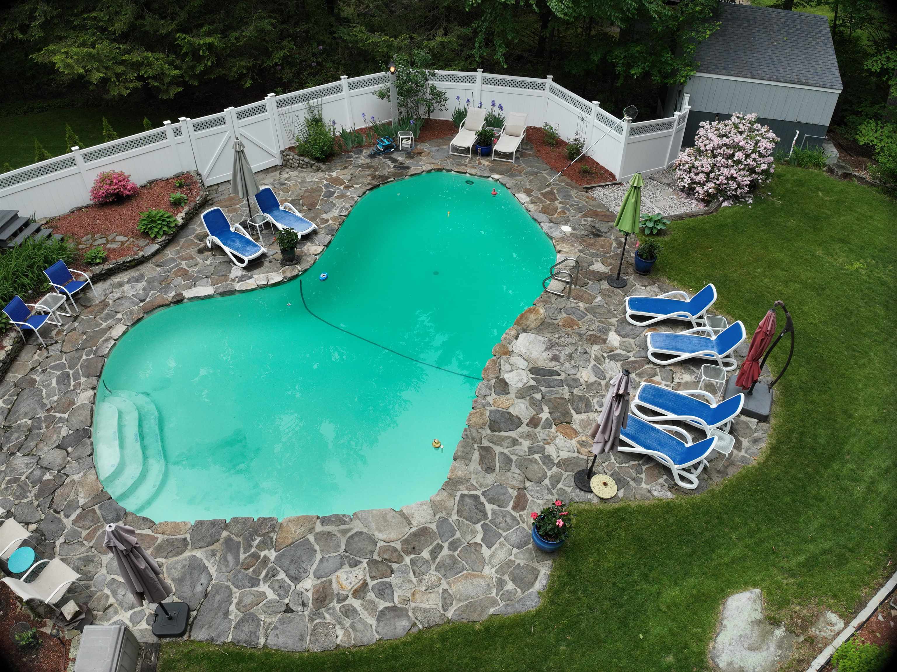 main property photo 41