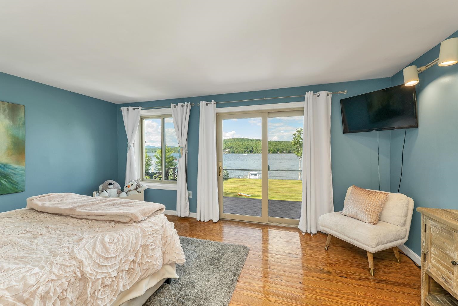main property photo 41