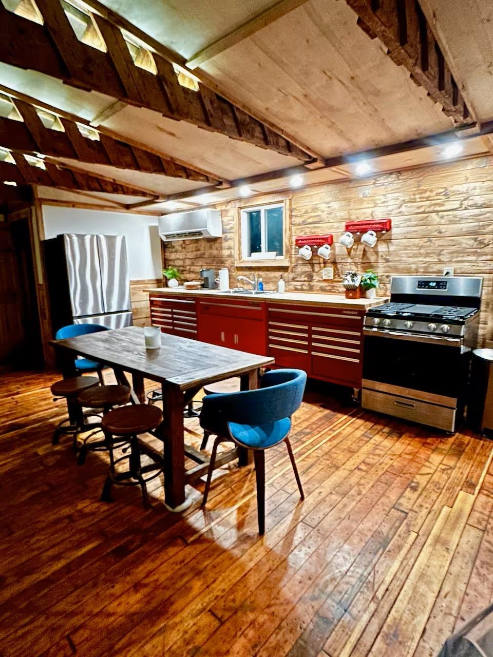 main property photo 20