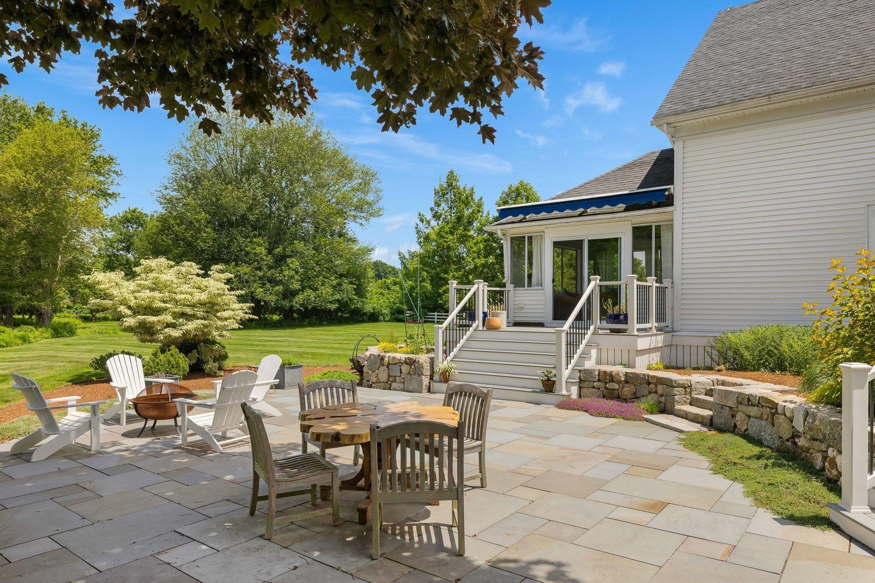 main property photo 44