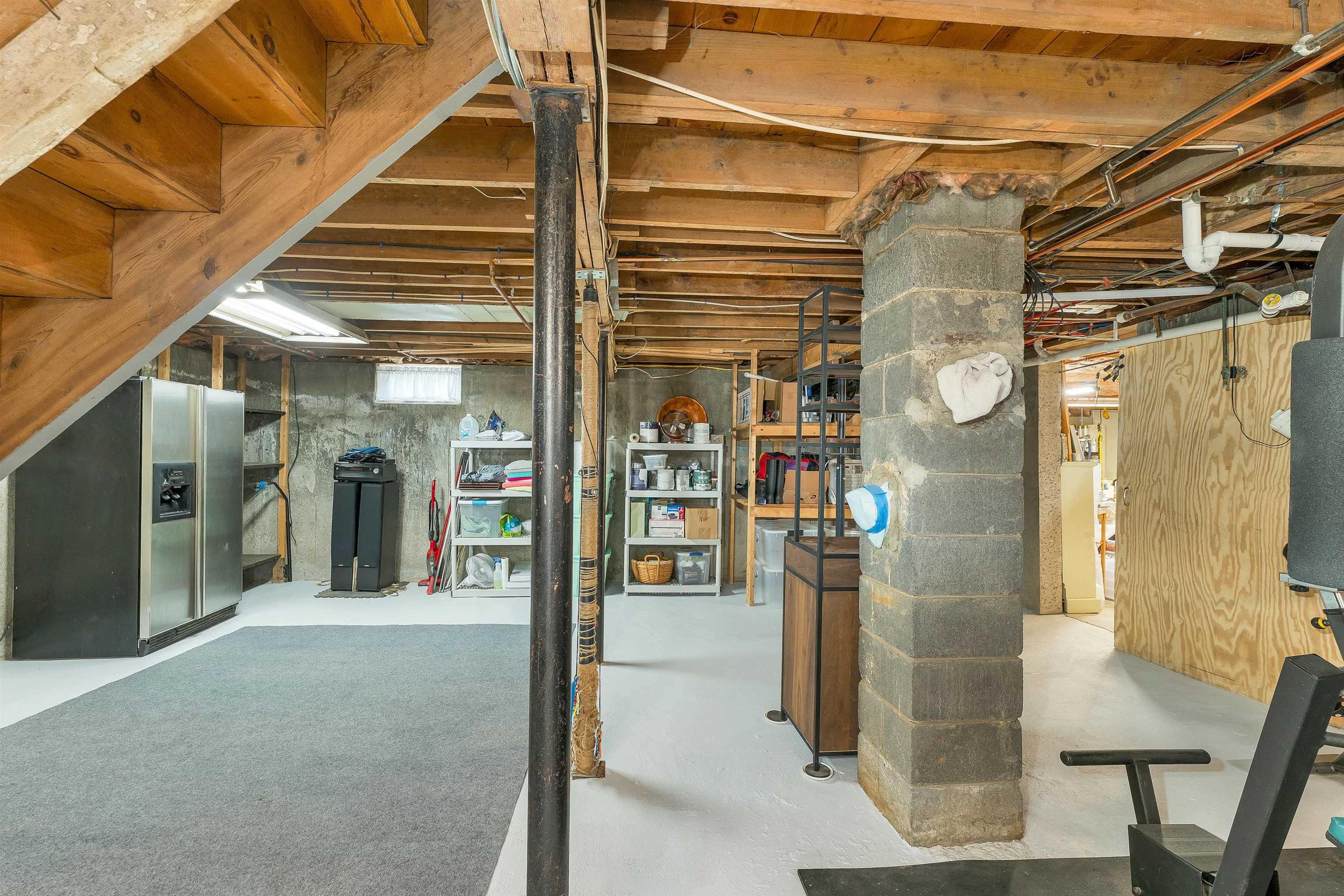 main property photo 51