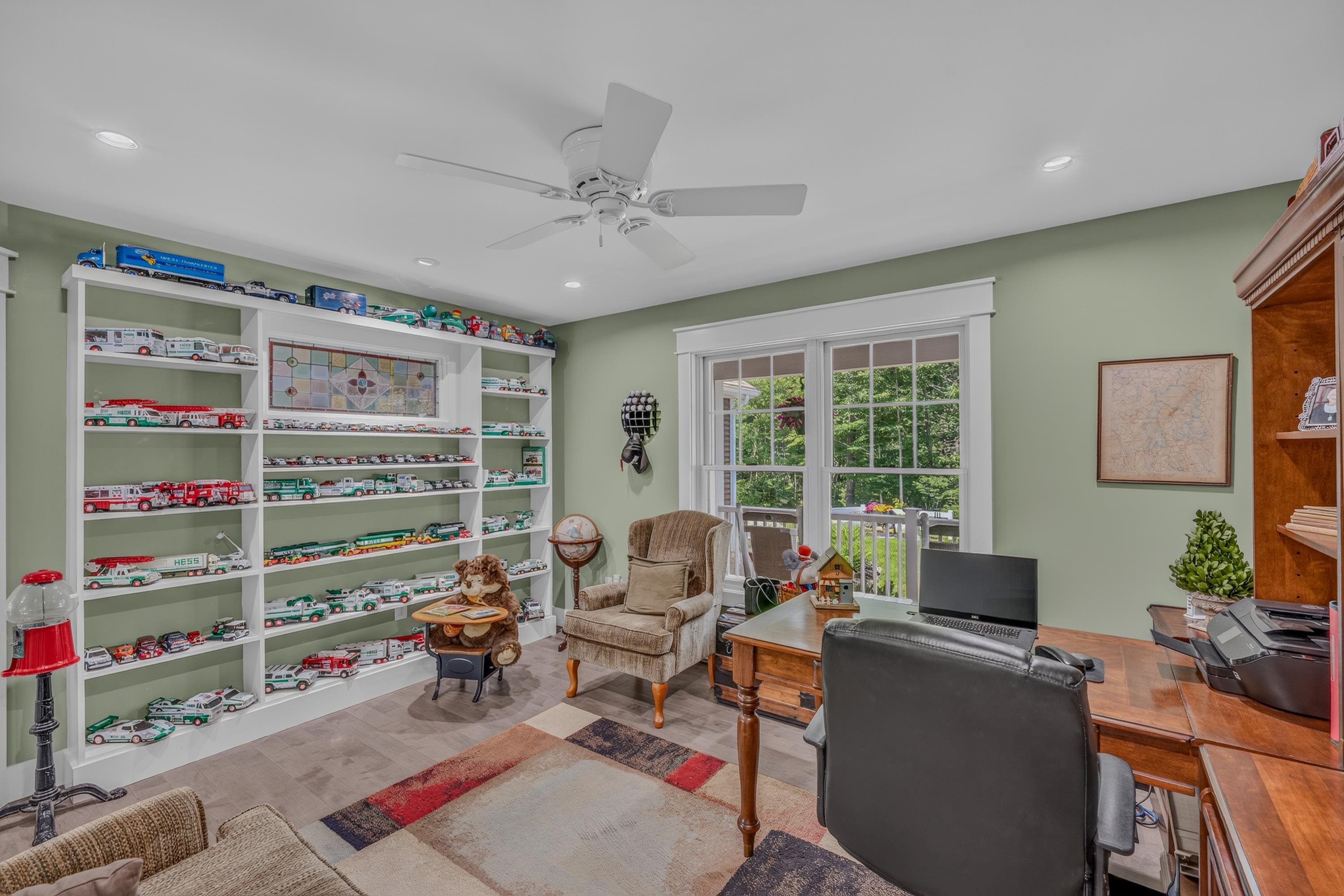 main property photo 39