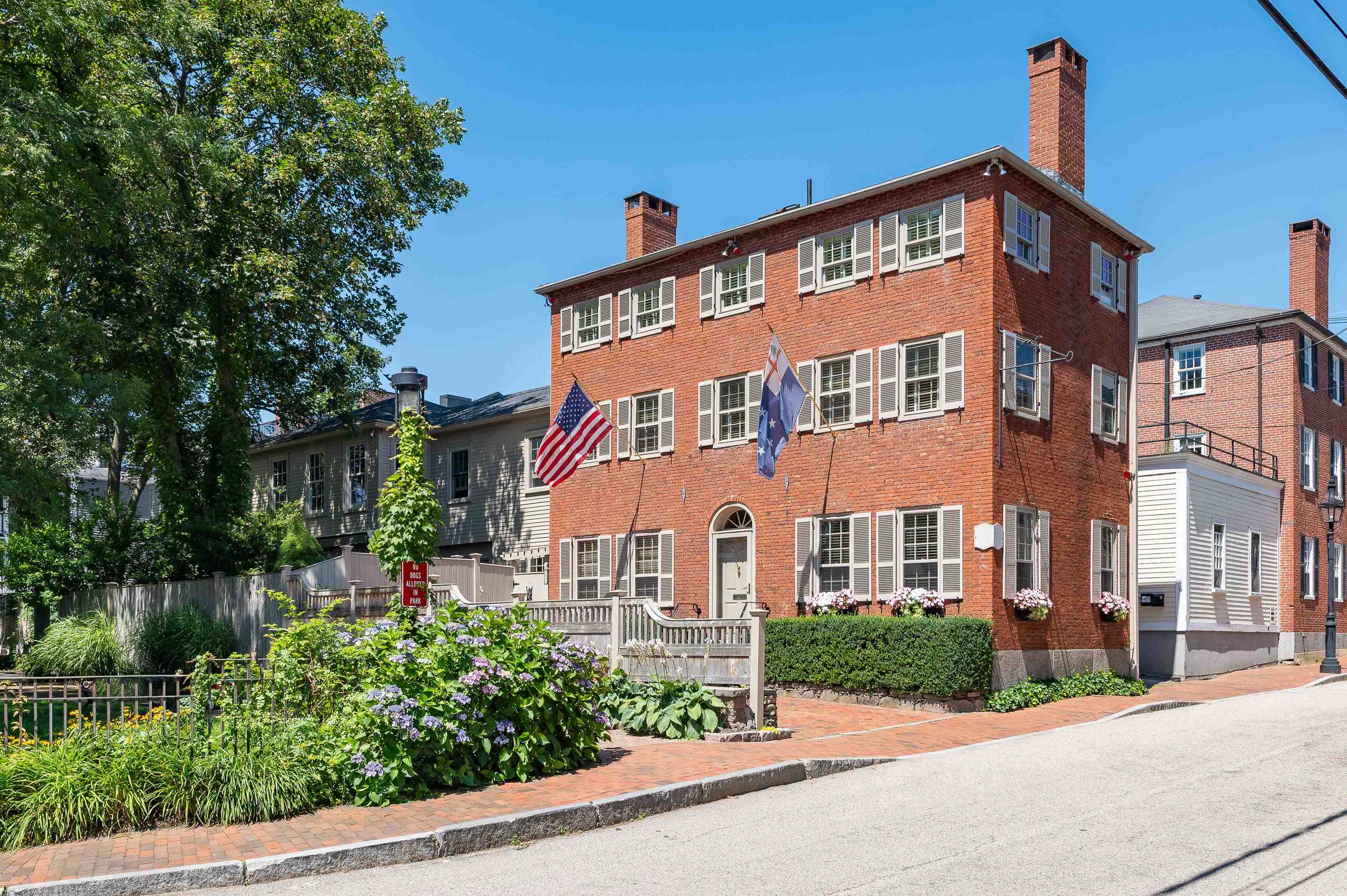 main property photo 39