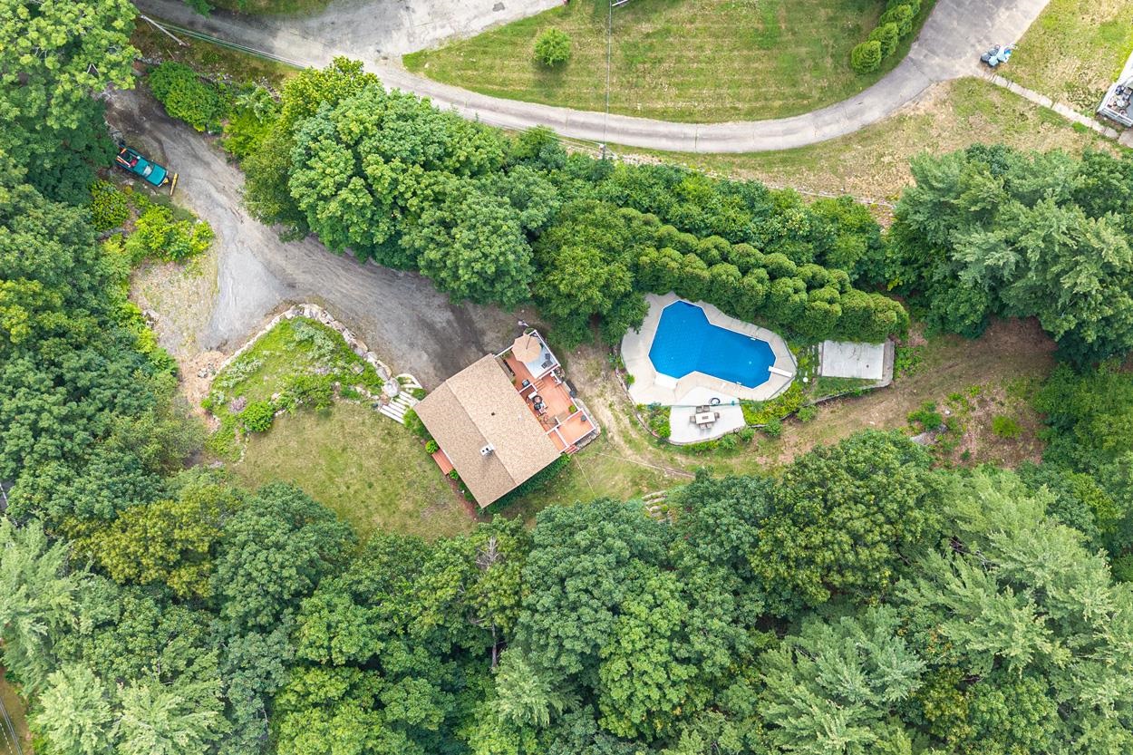 main property photo 59