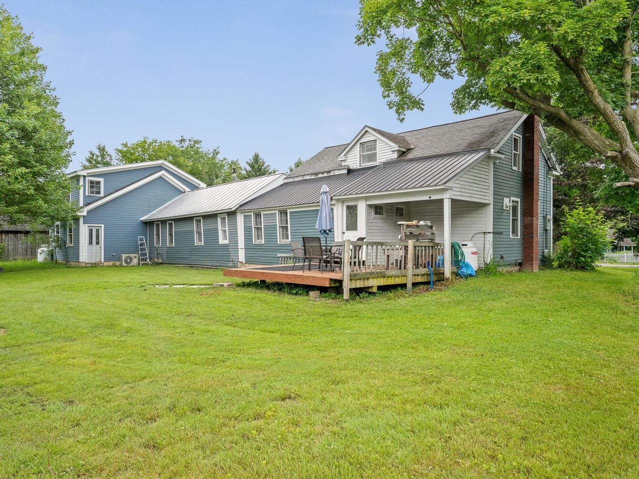 main property photo 41