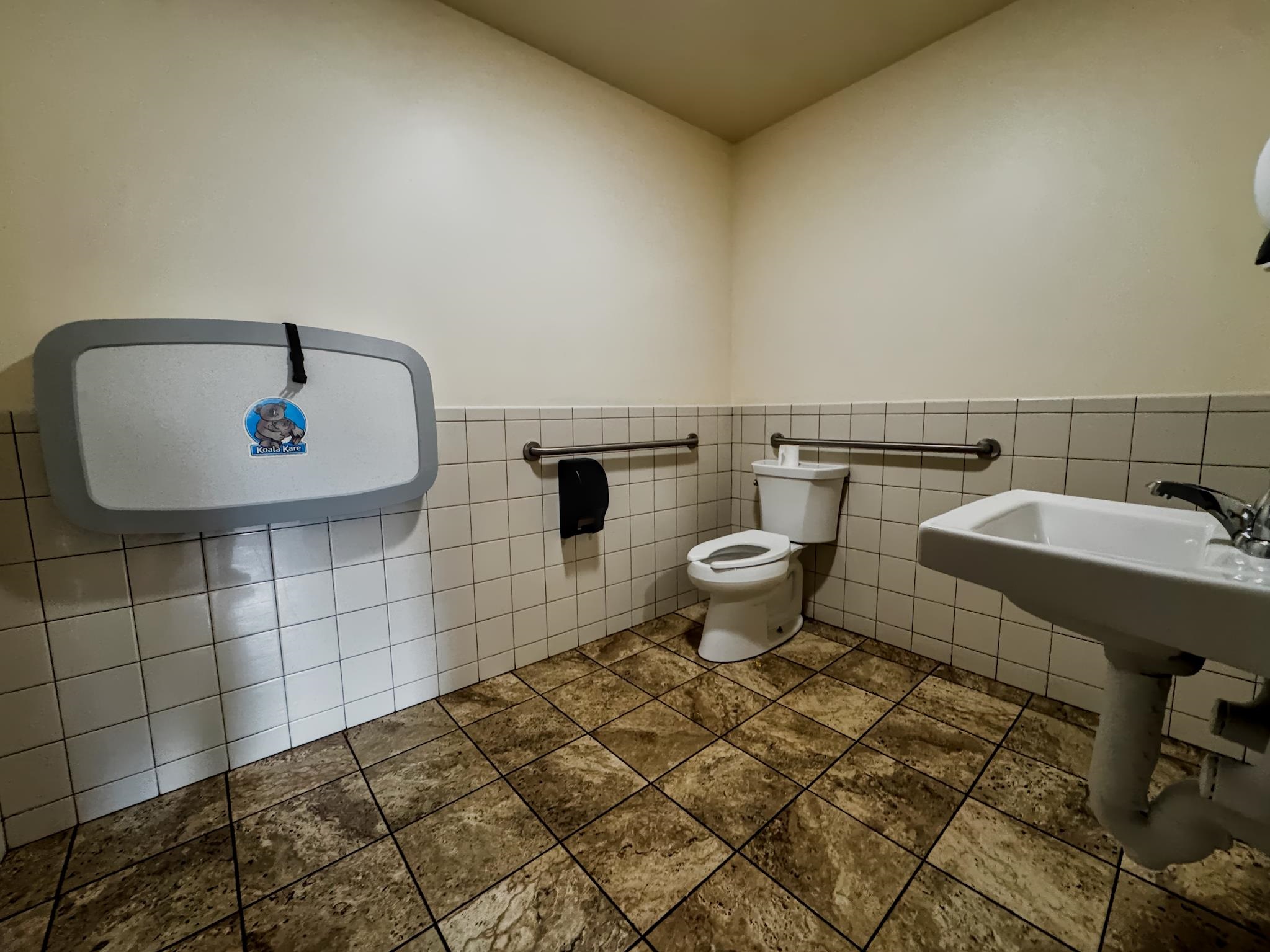main property photo 13