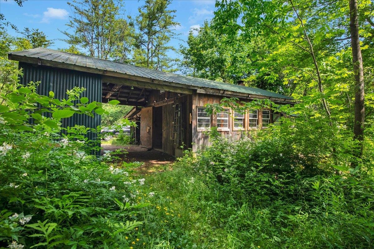 main property photo 47