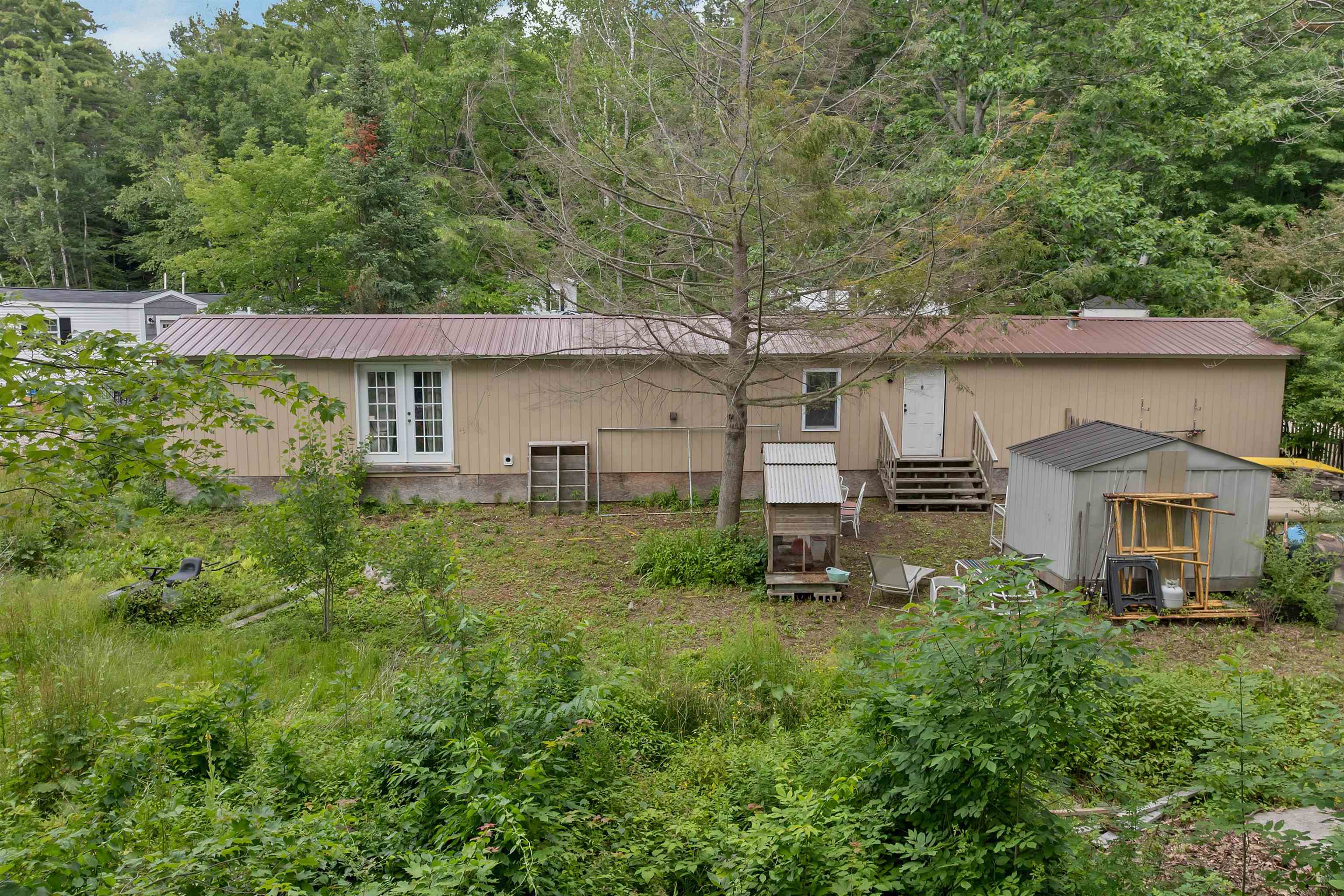 main property photo 33