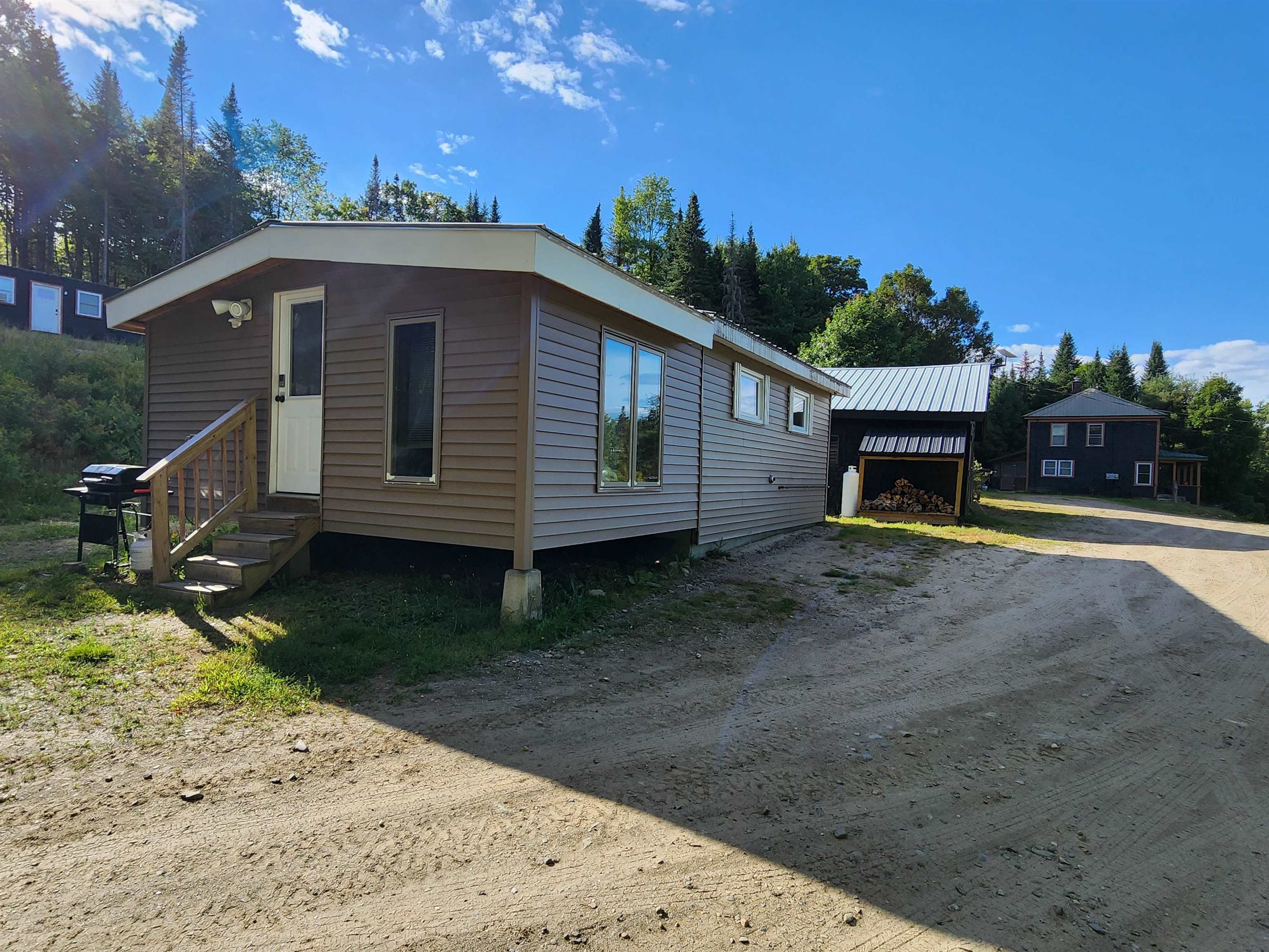 main property photo 2