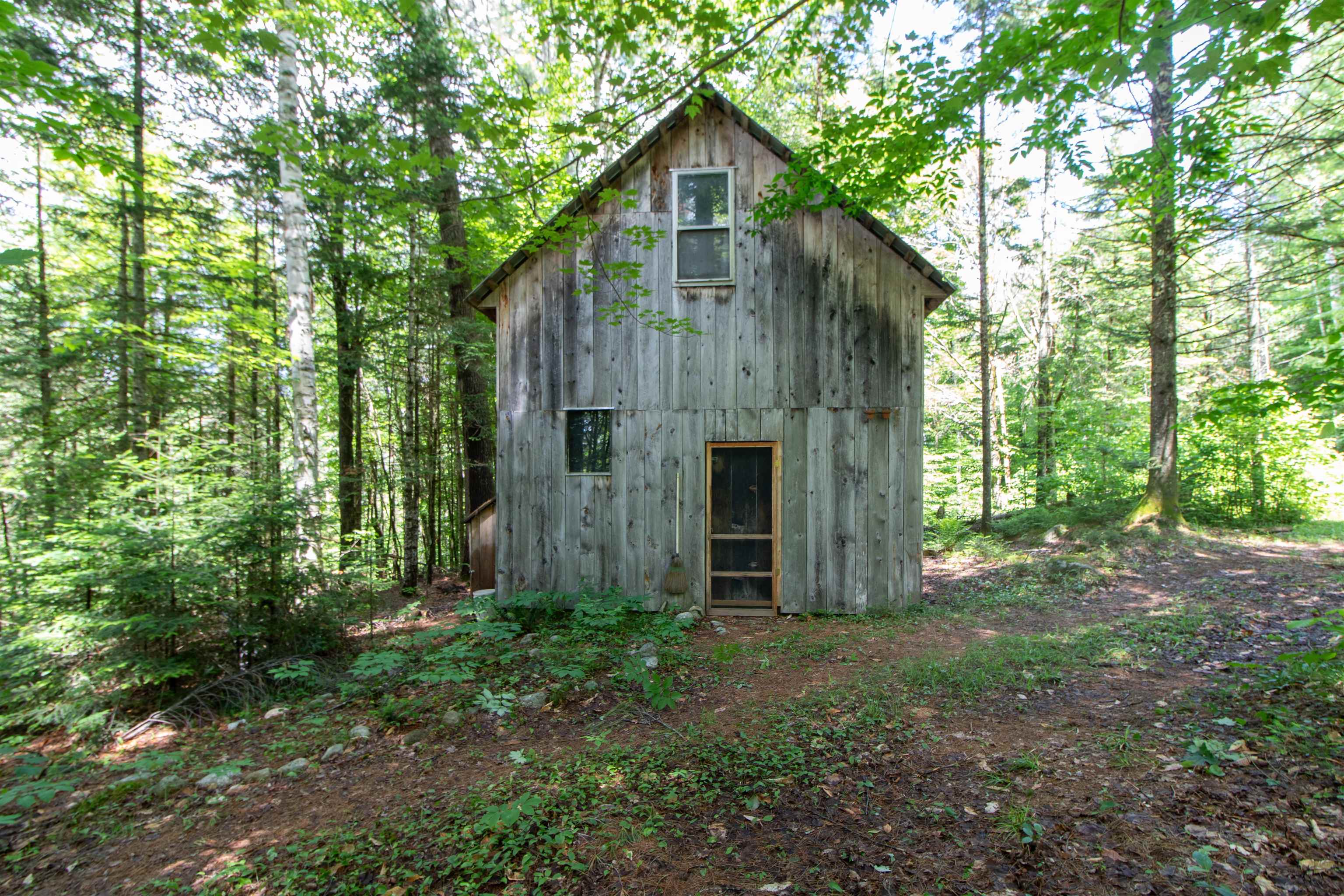 main property photo 8