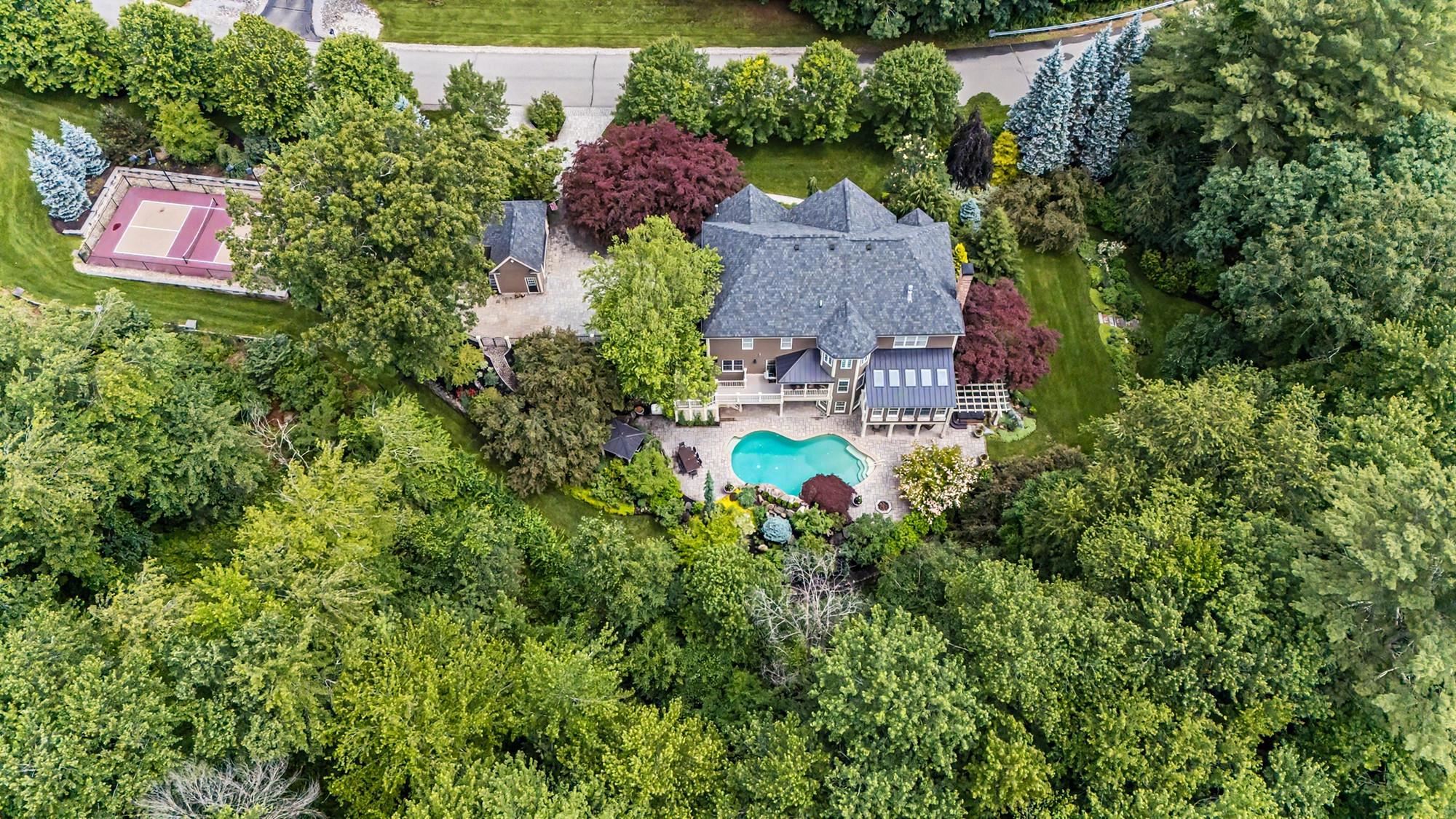main property photo 39