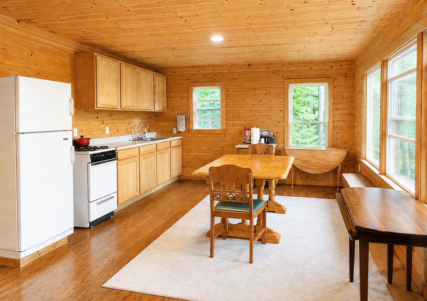 main property photo 8