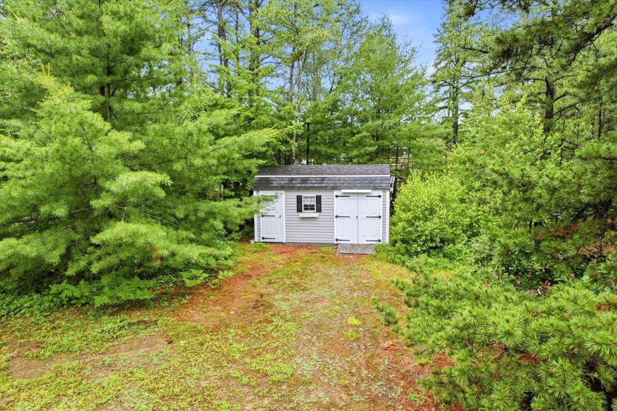main property photo 37