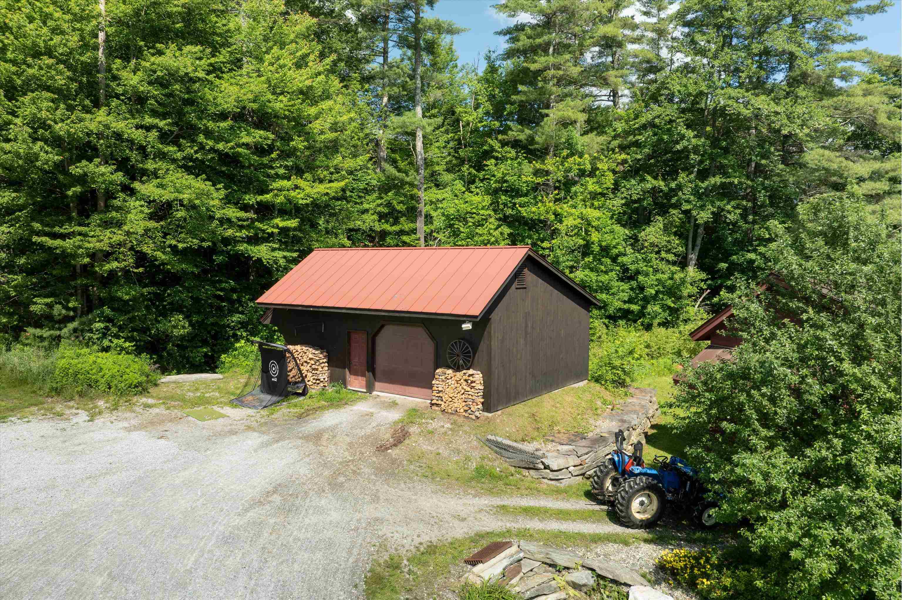 main property photo 47