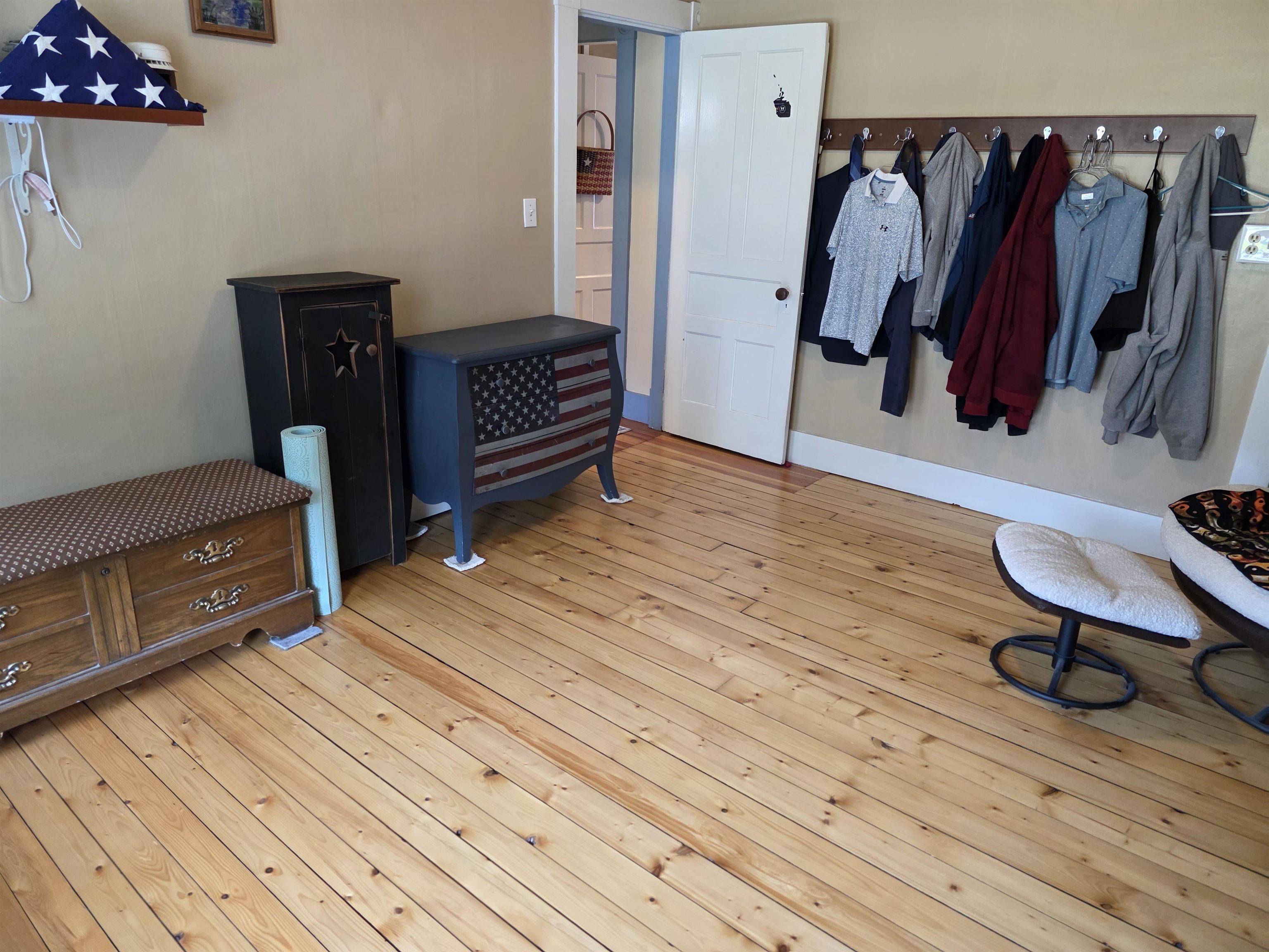 main property photo 43