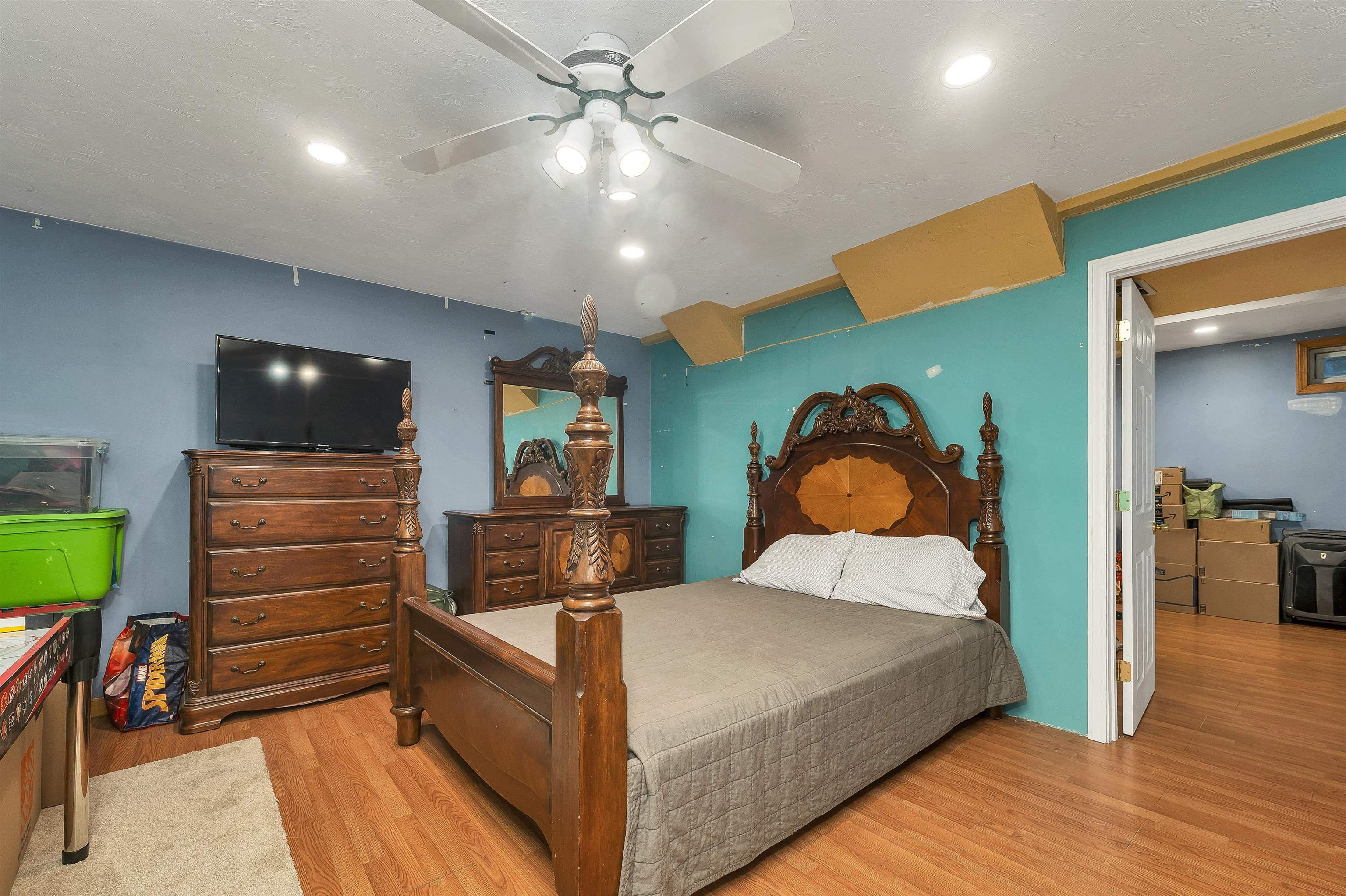 main property photo 48
