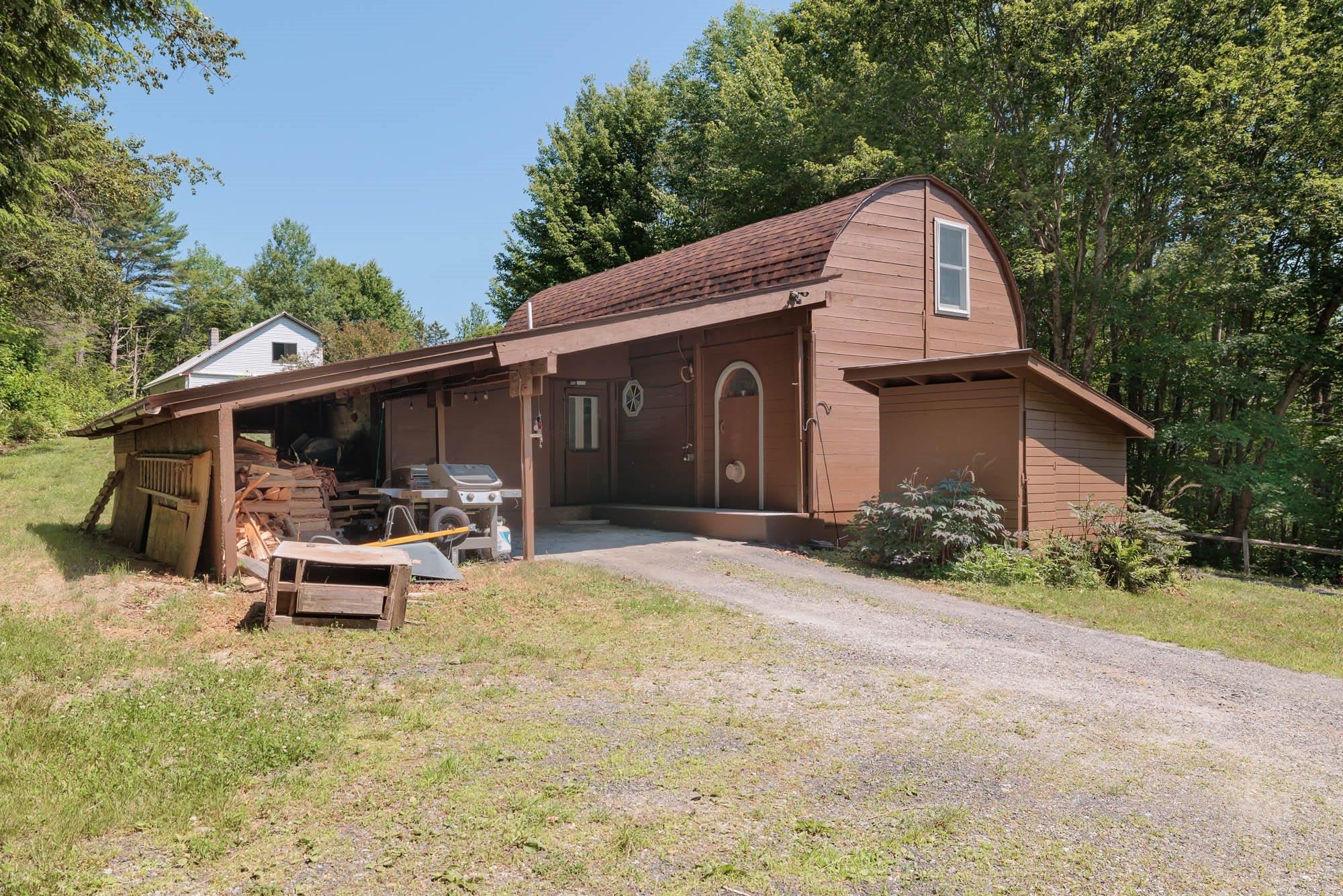 main property photo 41