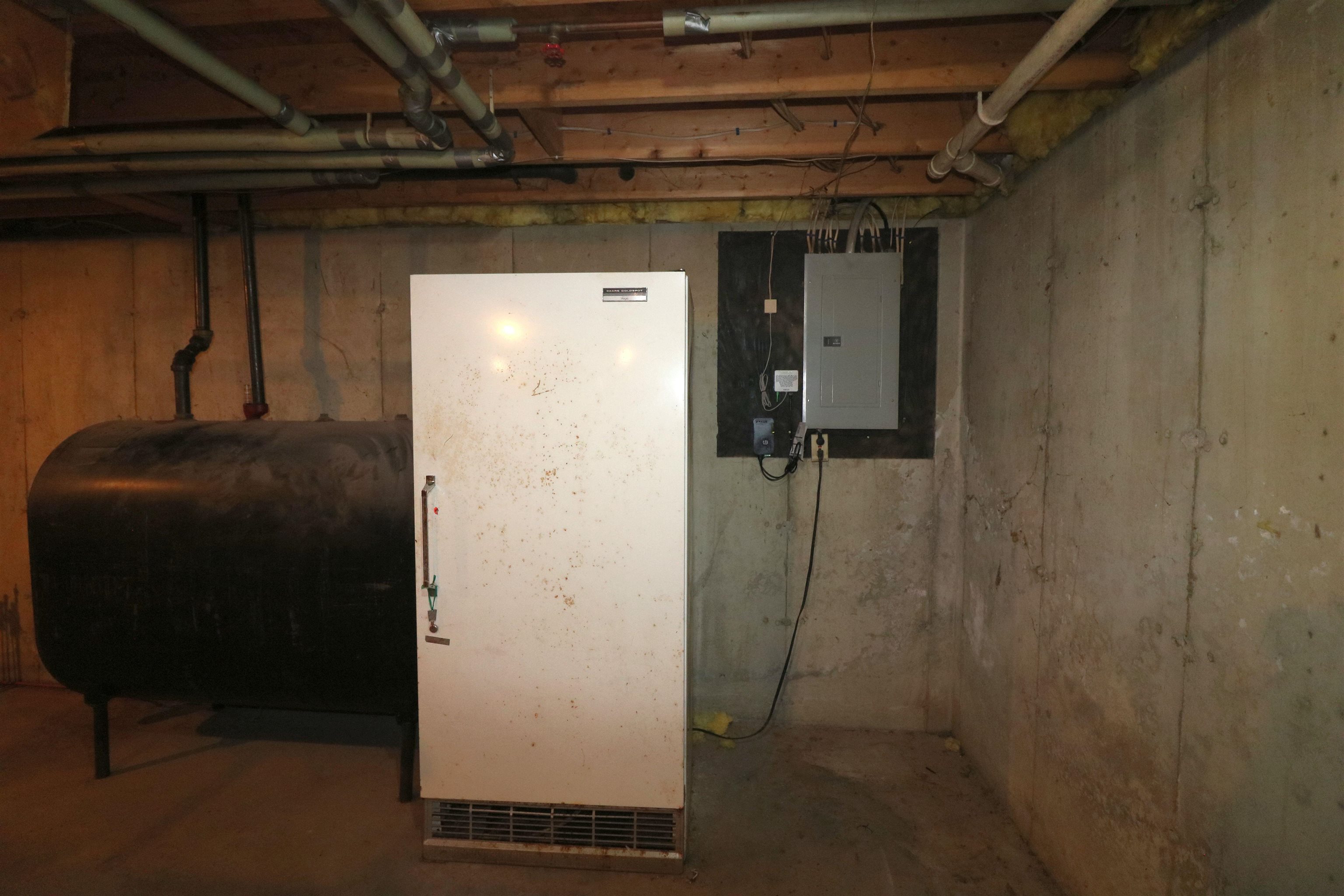 main property photo 30