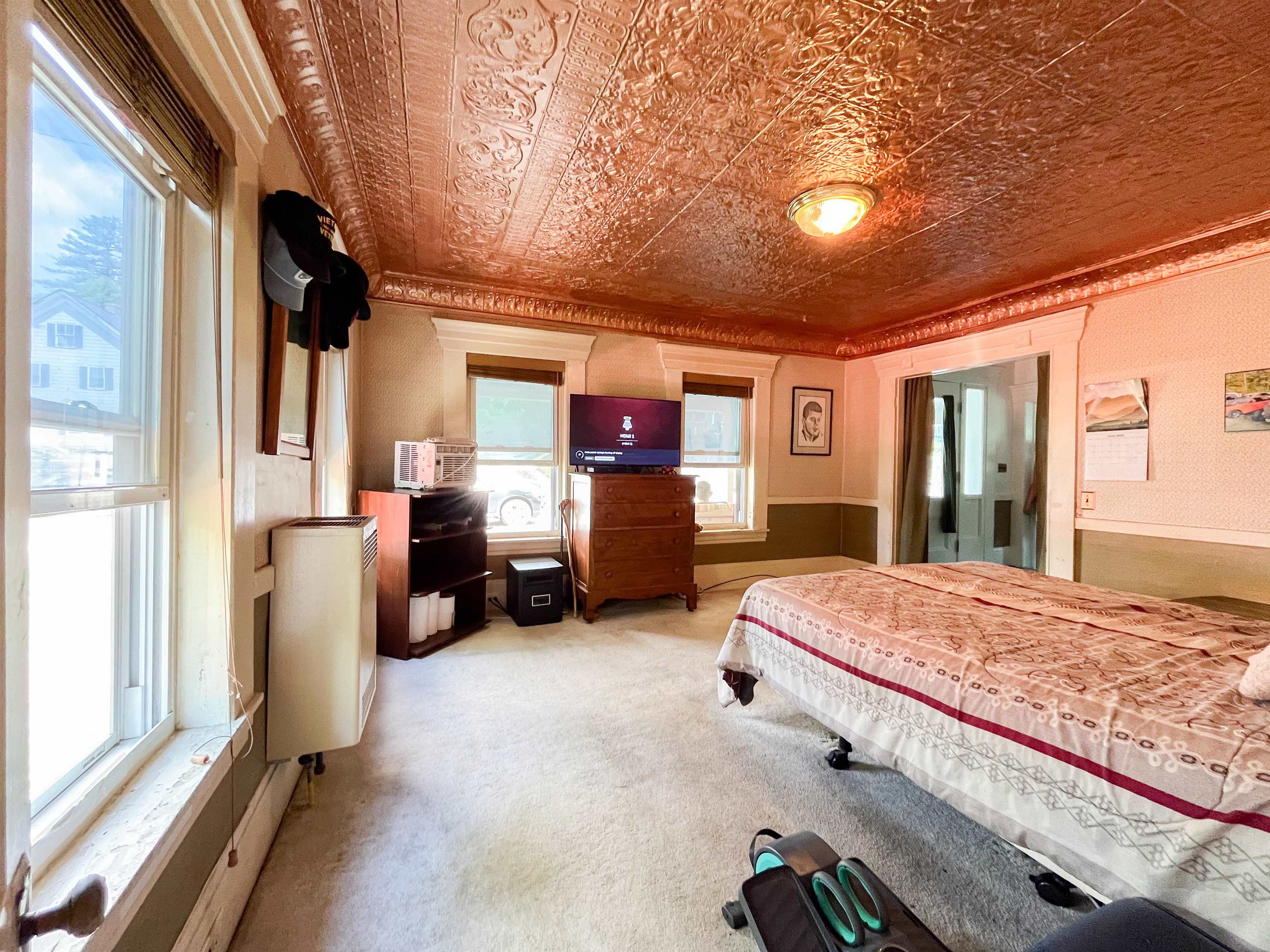 main property photo 13