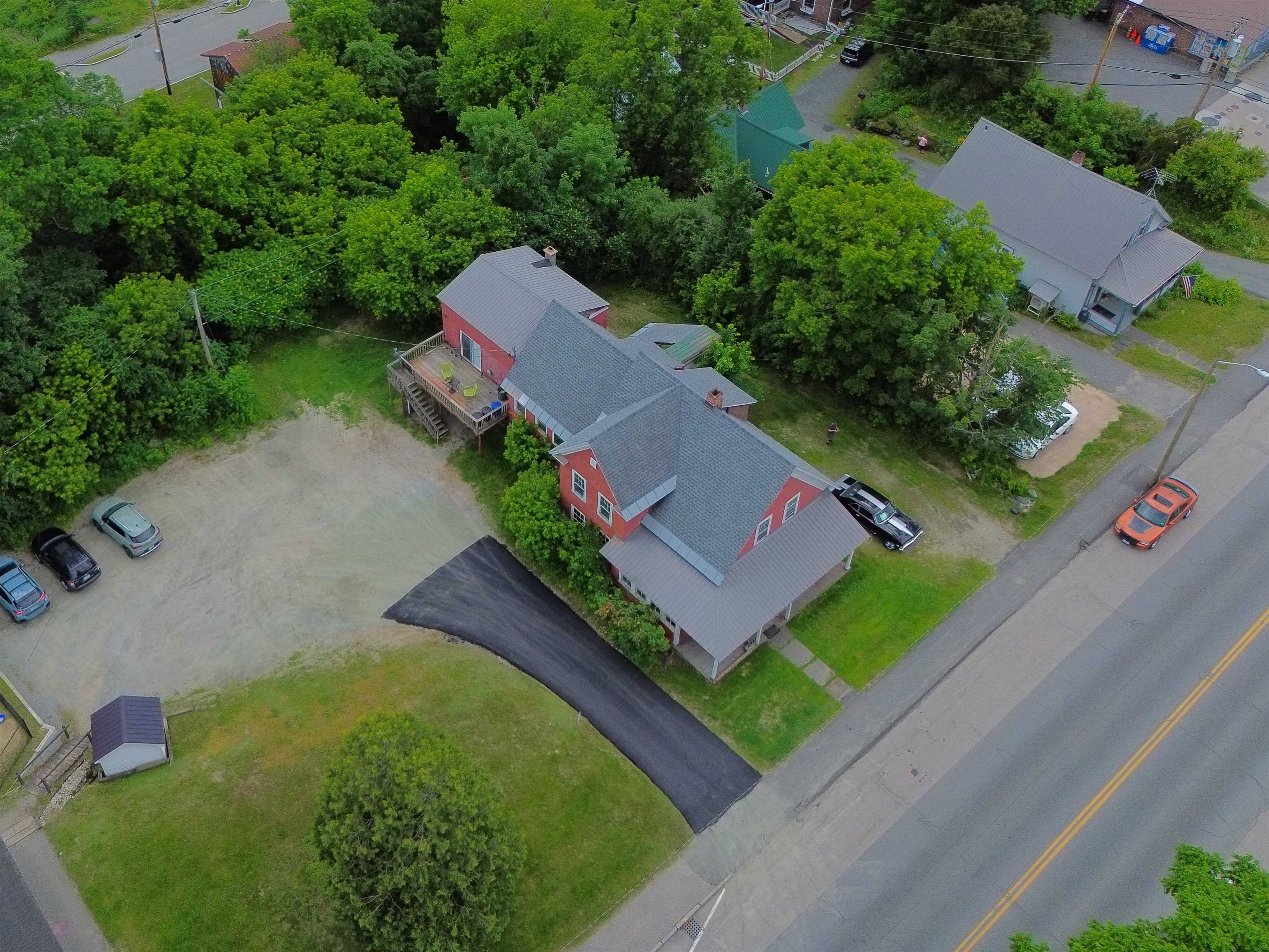 main property photo 8