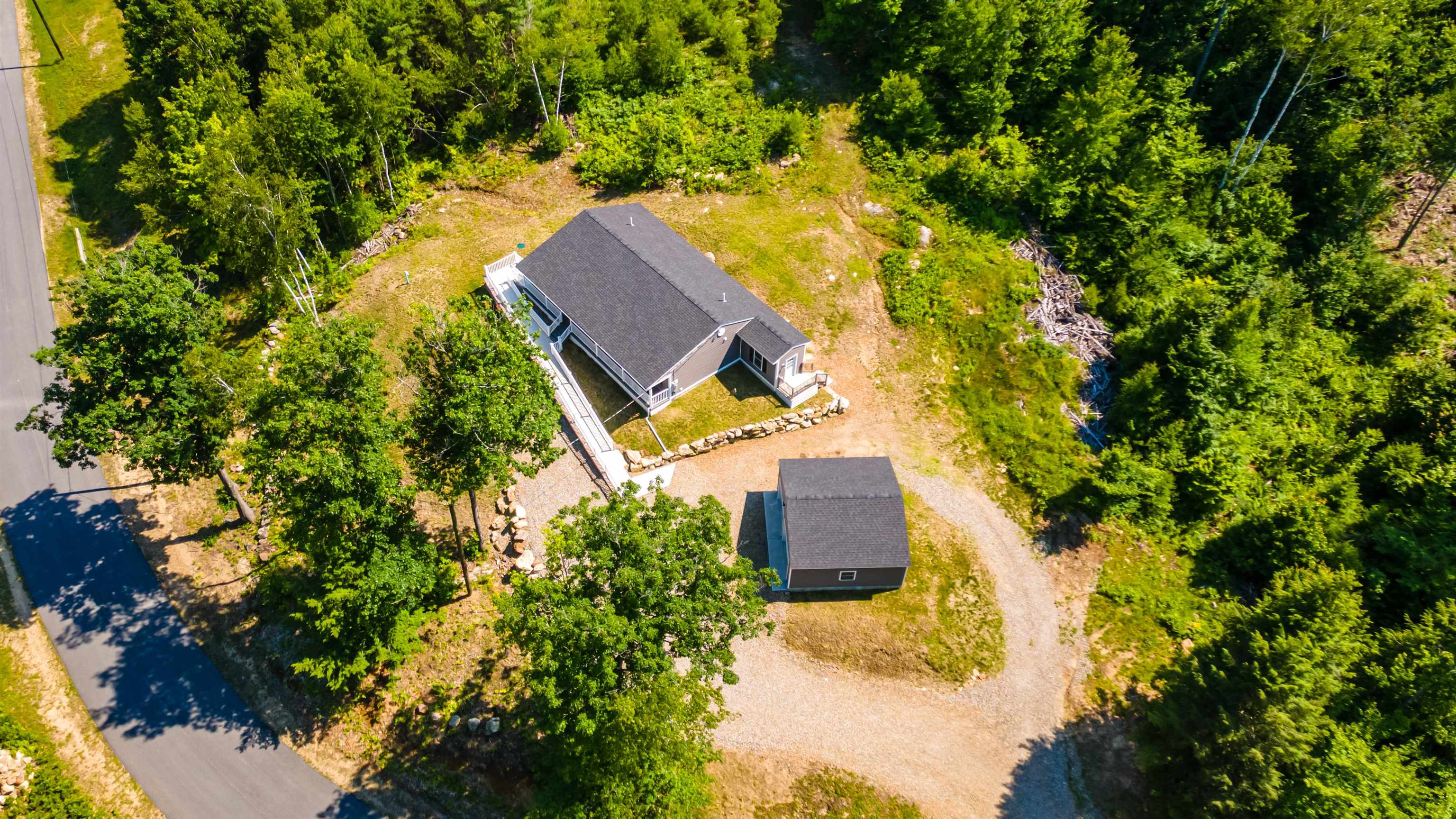 main property photo 44