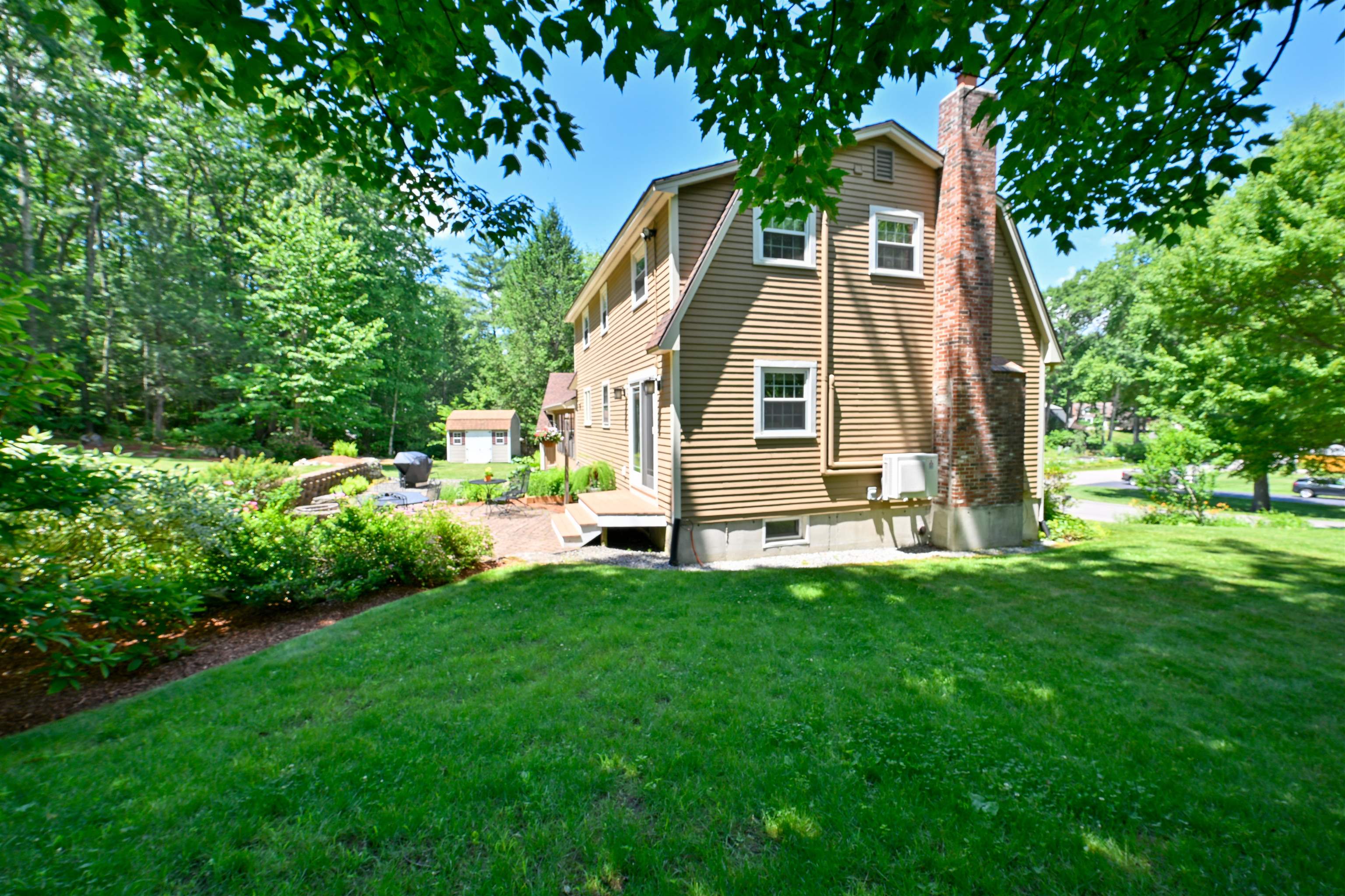 main property photo 4